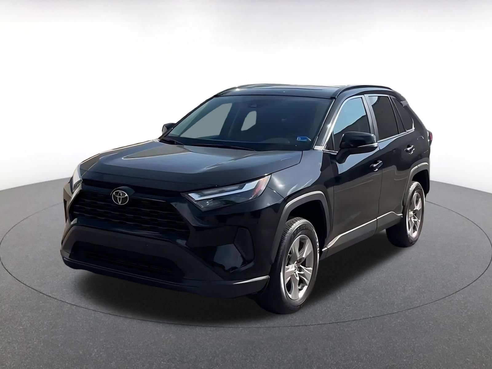 Thumbnail: 2025 Toyota RAV4 - 7