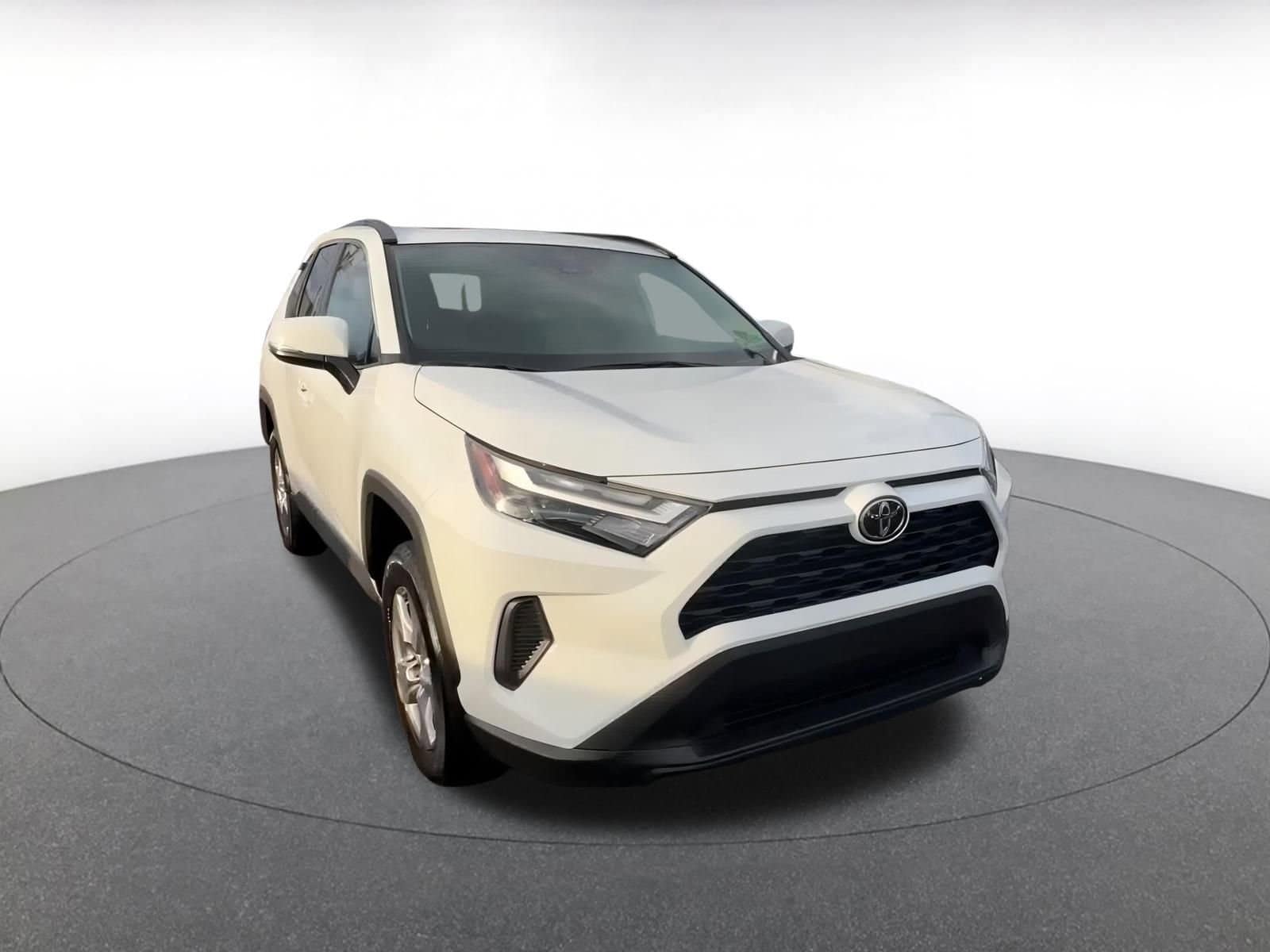 Thumbnail: 2025 Toyota RAV4 - 3