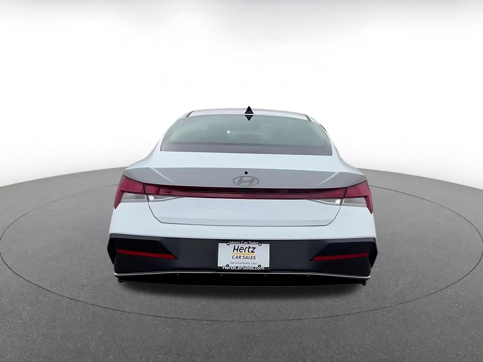 Thumbnail: 2025 Hyundai Elantra - 12