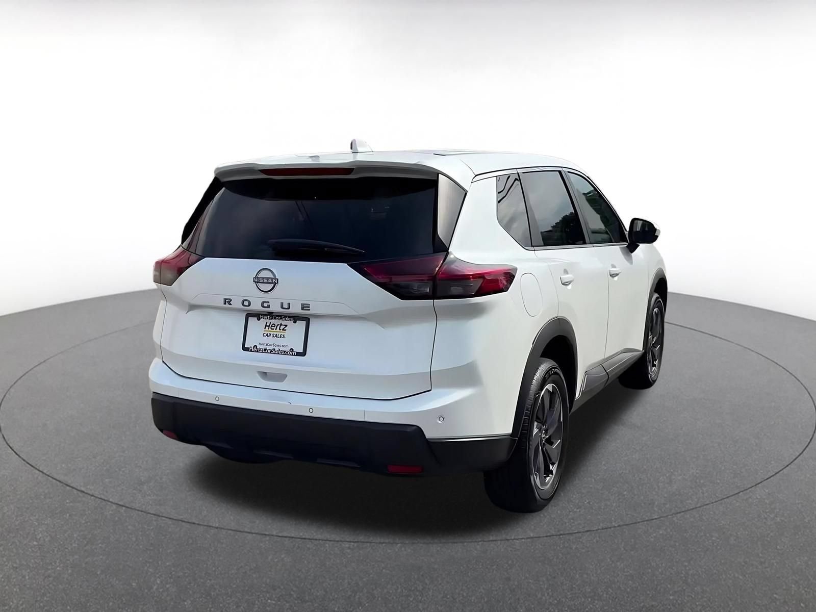 Thumbnail: 2026 Nissan Rogue - 15