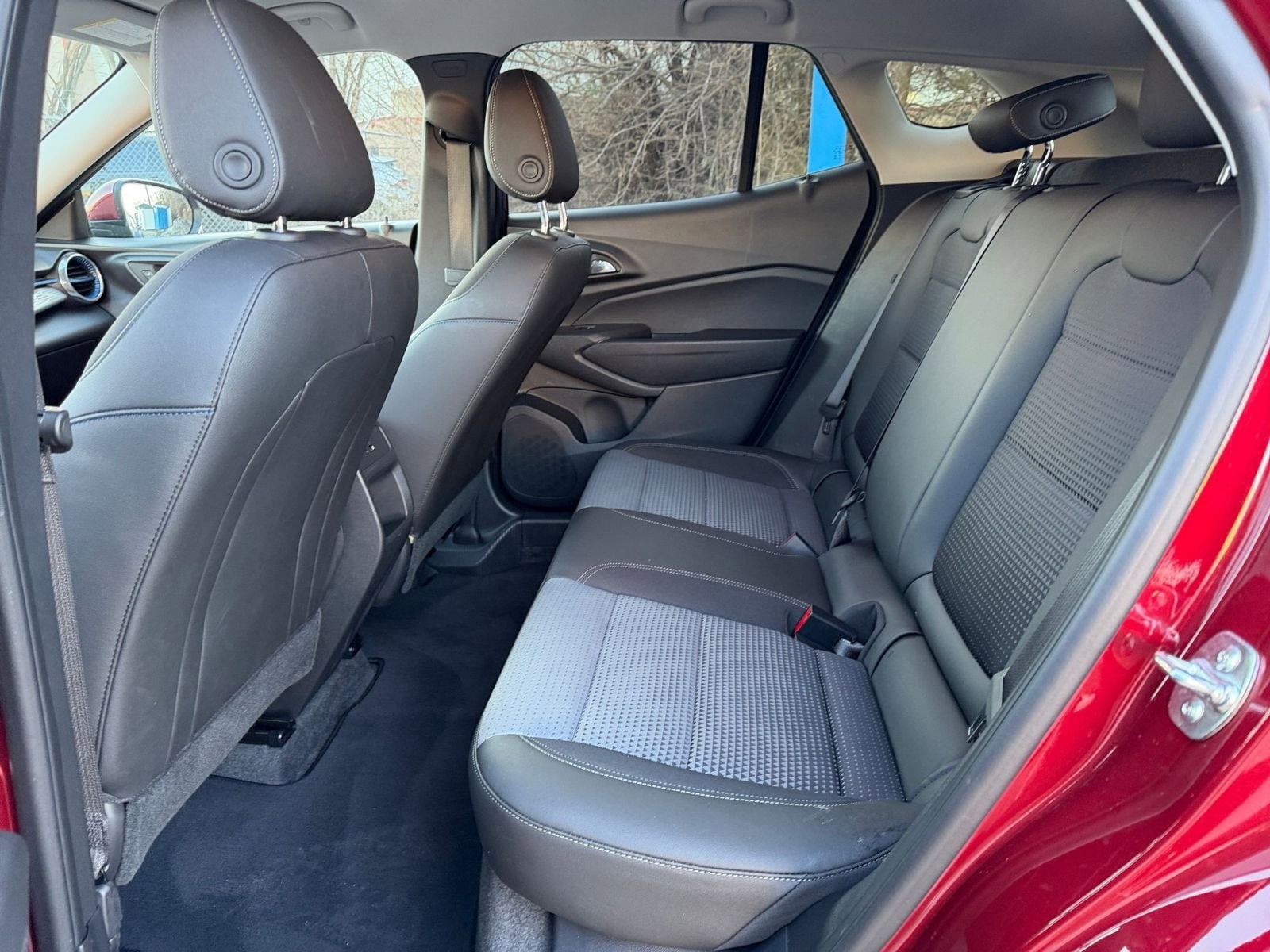 Thumbnail: 2025 Chevrolet Trax - 24