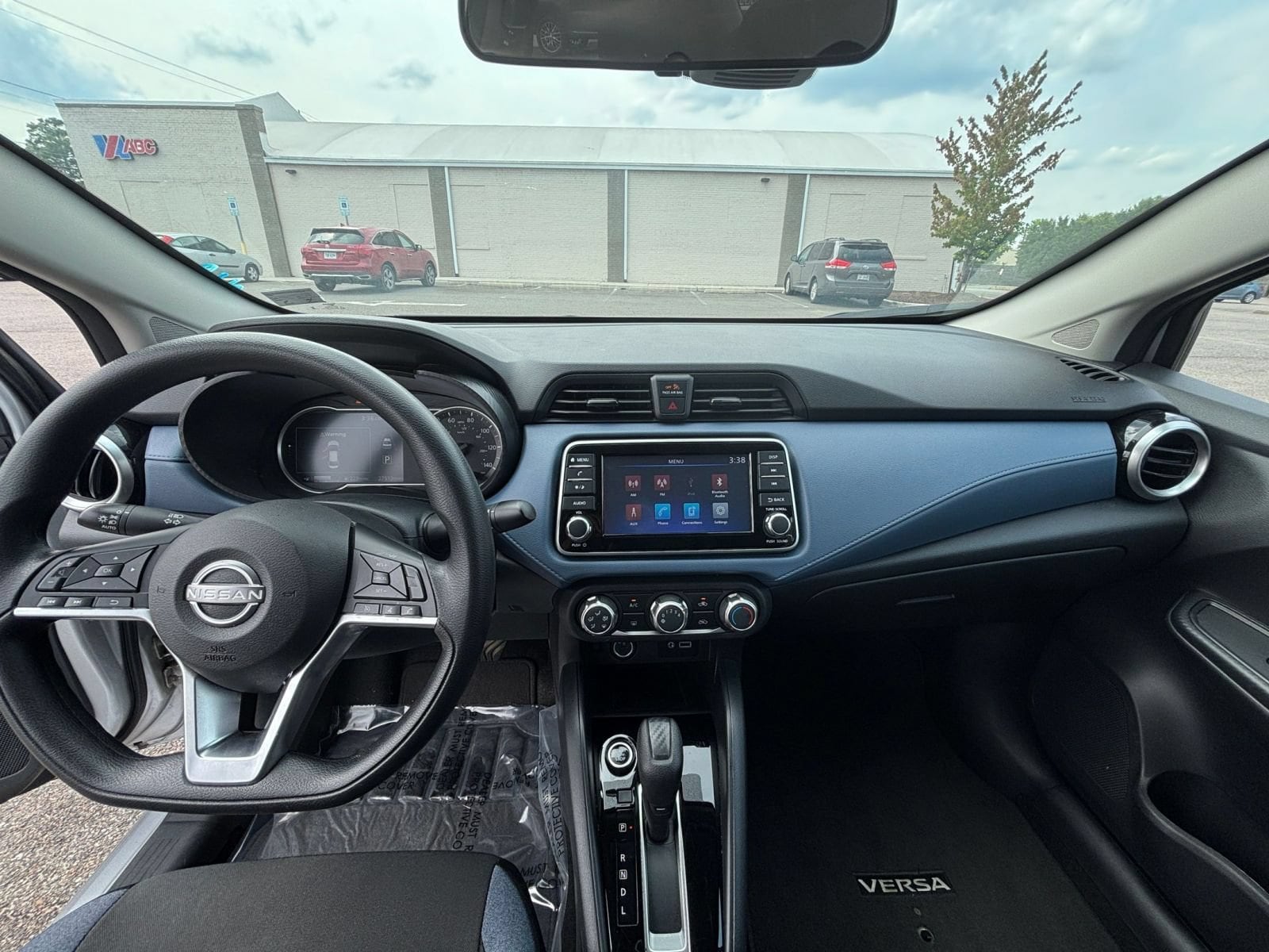 Thumbnail: 2025 Nissan Versa - 32