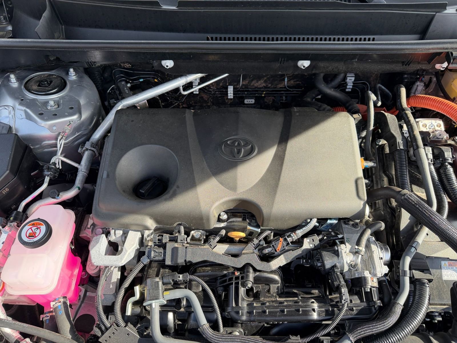 Thumbnail: 2025 Toyota RAV4 - 31