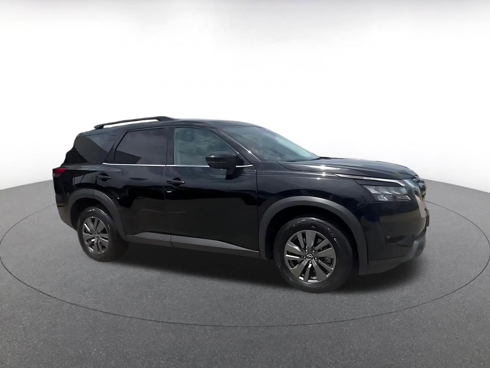 Thumbnail: 2025 Nissan Pathfinder - 2