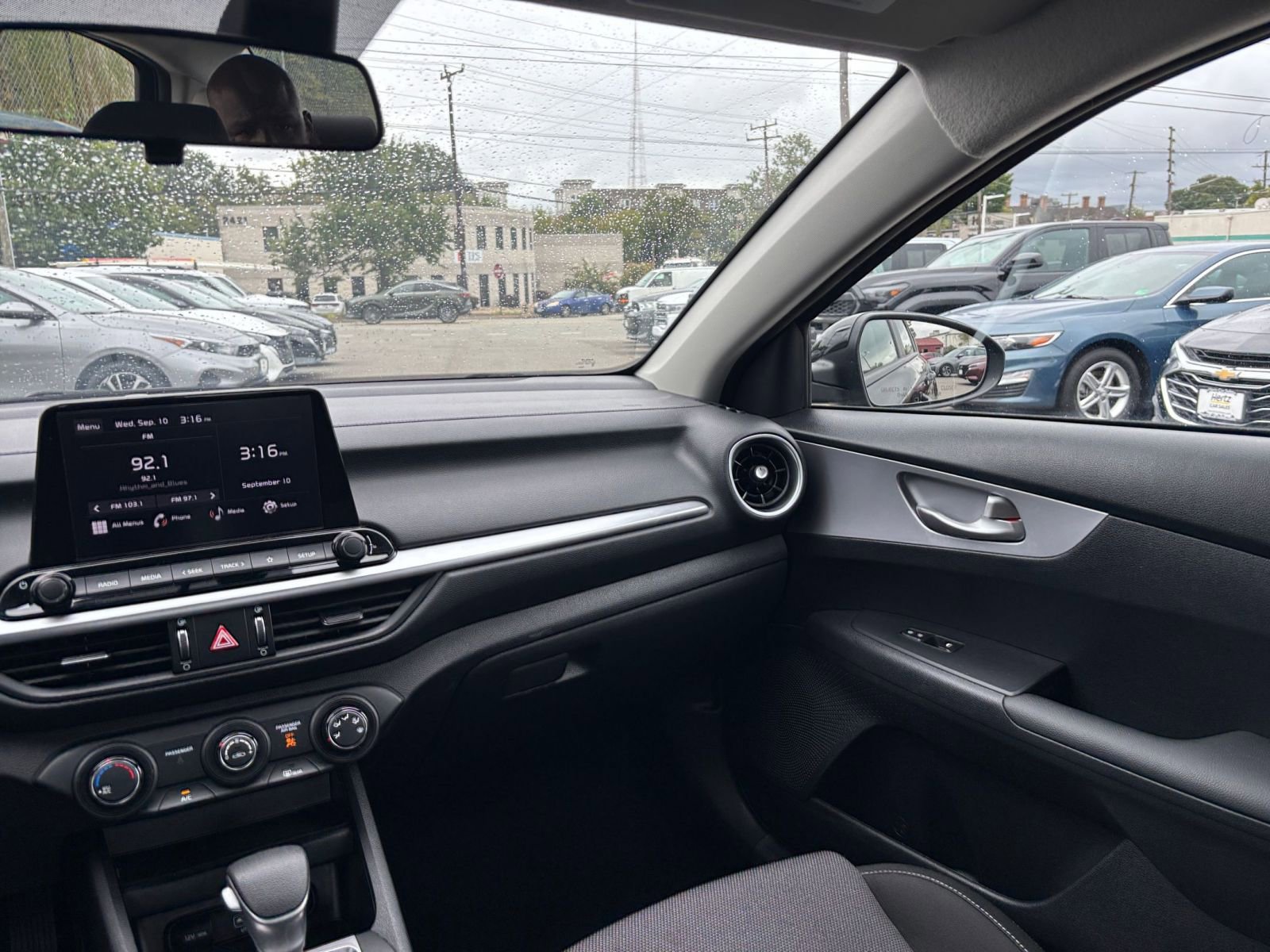 Thumbnail: 2024 Kia Forte - 33