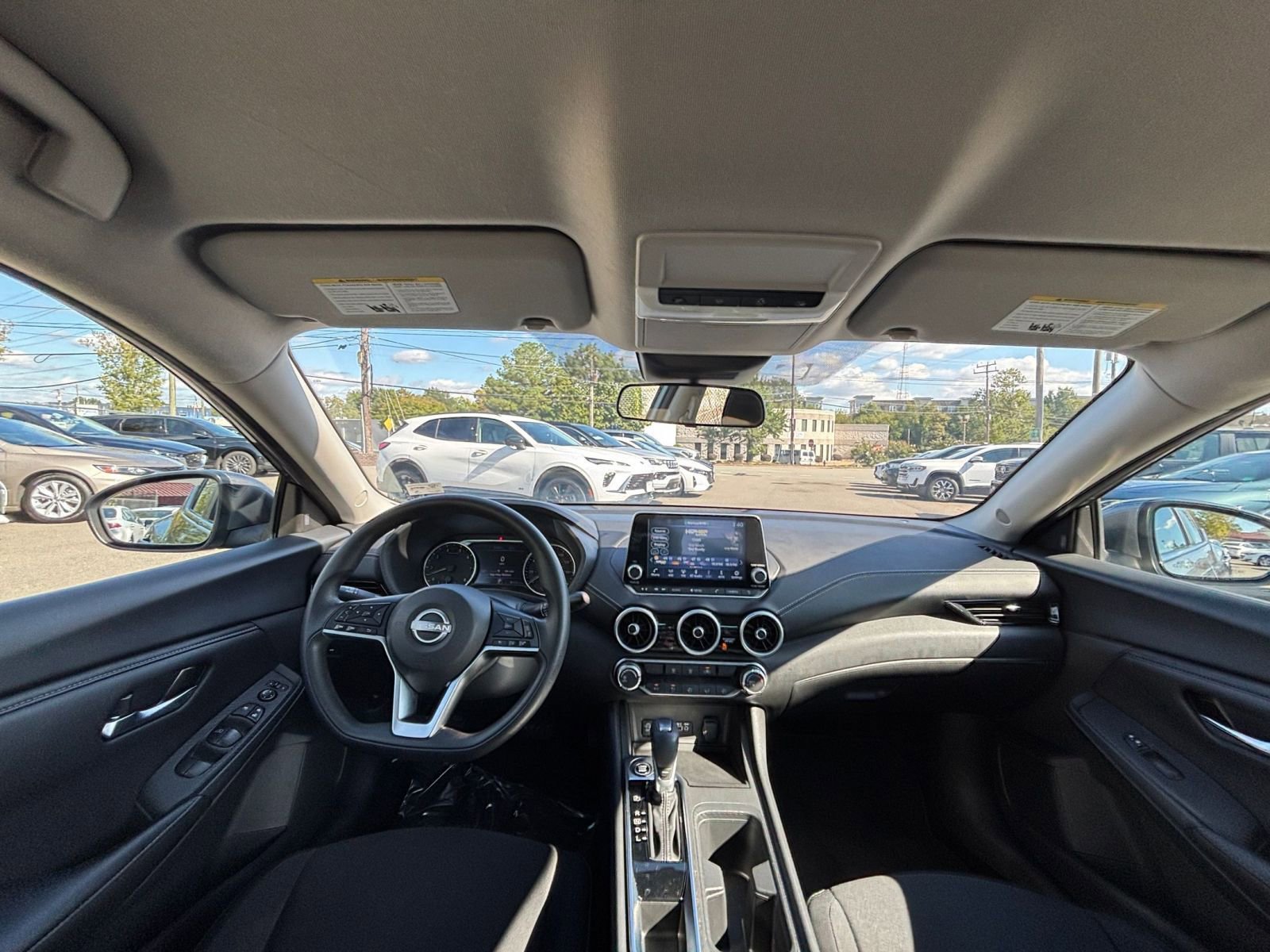 Thumbnail: 2024 Nissan Sentra - 31