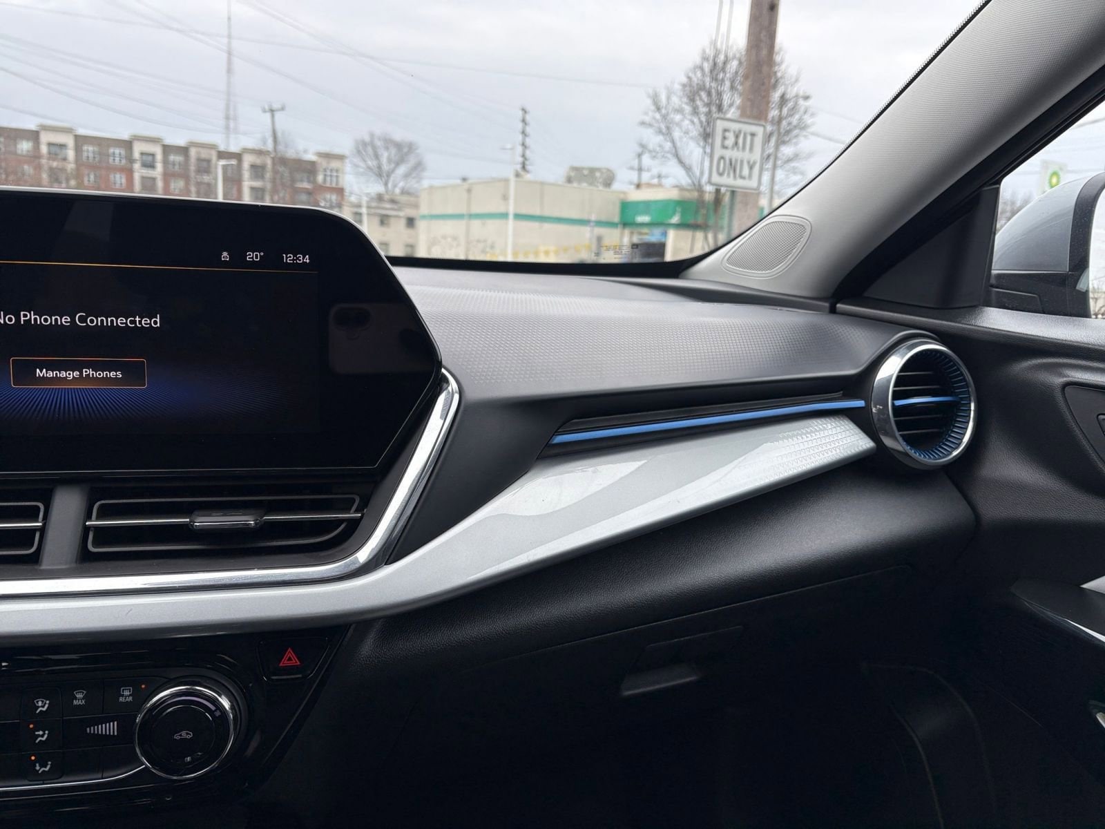 Thumbnail: 2025 Chevrolet Trax - 34