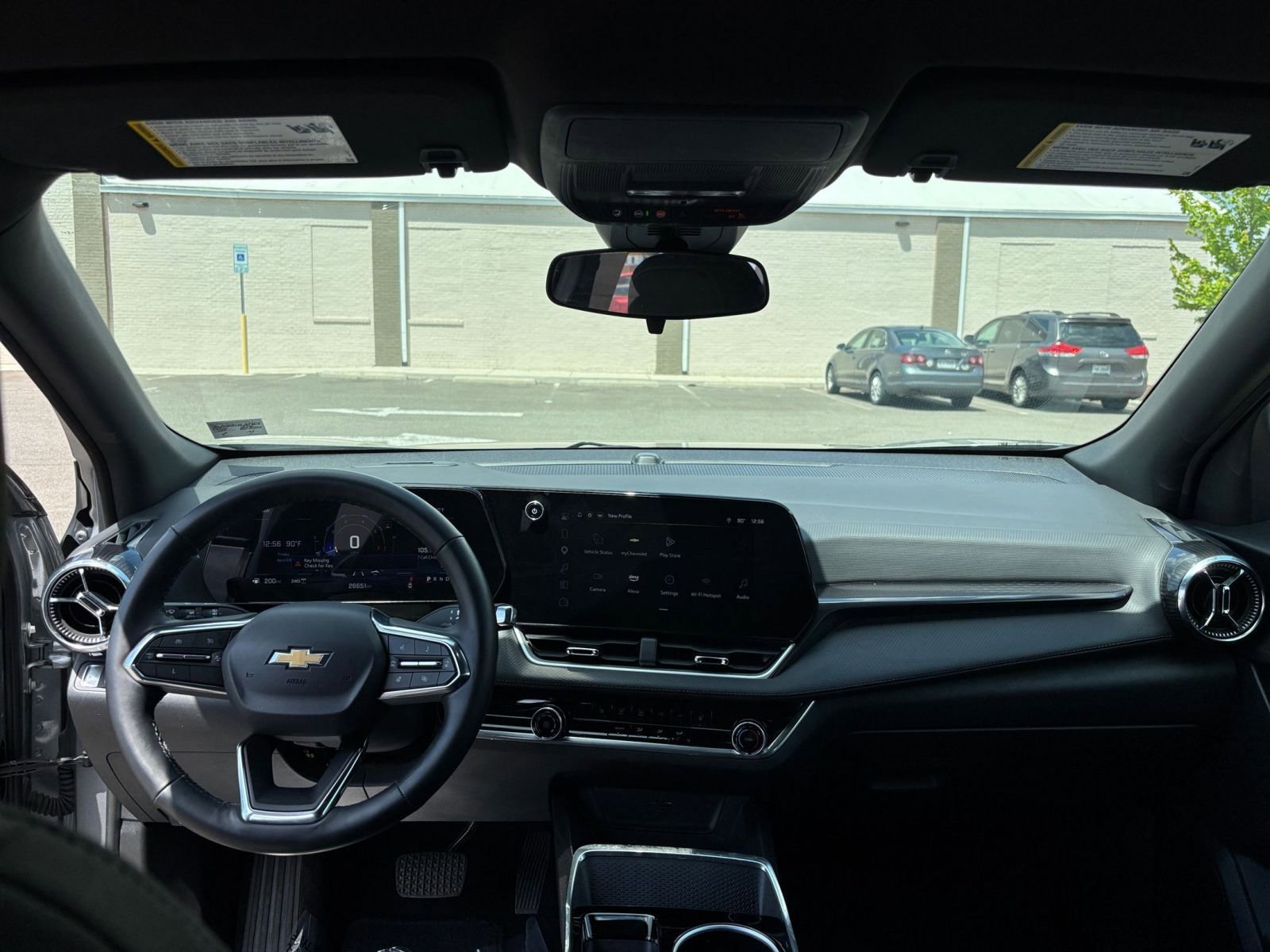 Thumbnail: 2025 Chevrolet Equinox - 32