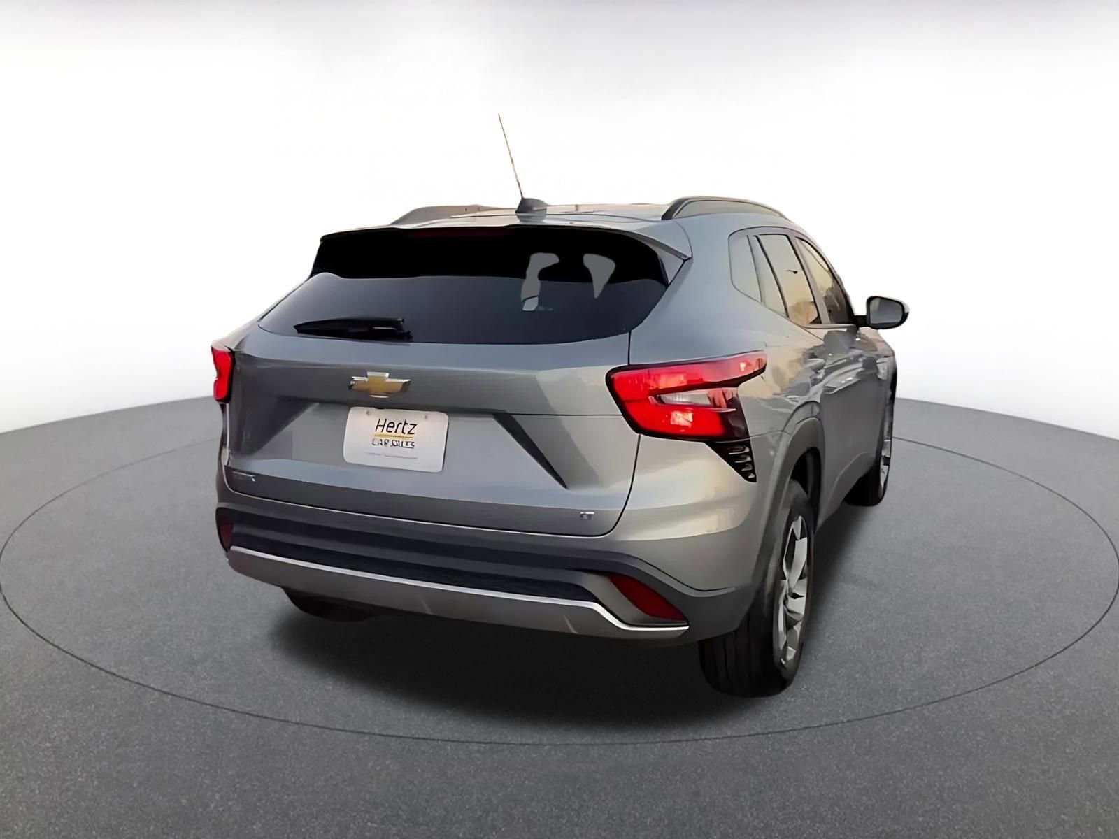 Thumbnail: 2025 Chevrolet Trax - 15