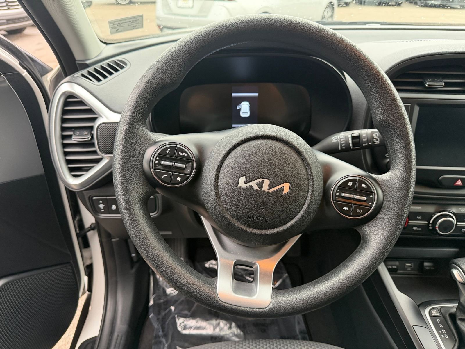 Thumbnail: 2025 Kia Soul - 25