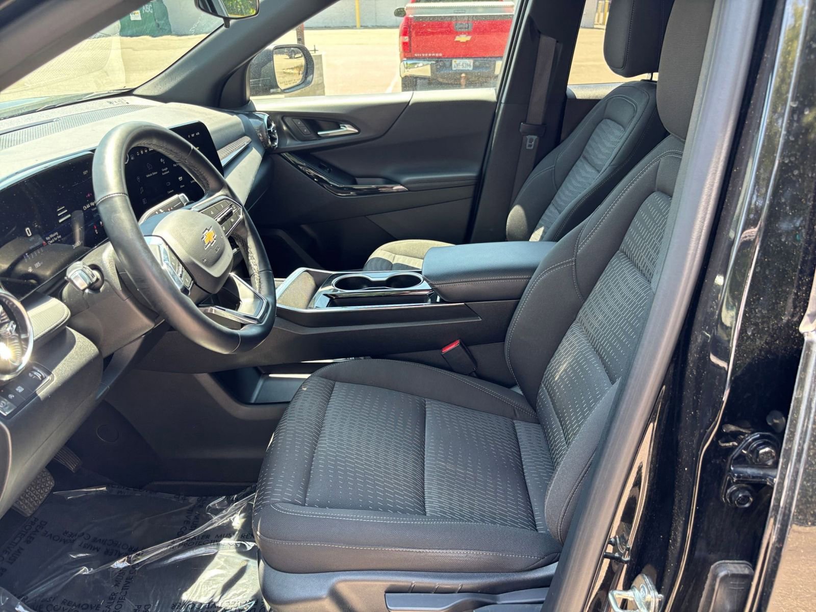 Thumbnail: 2025 Chevrolet Equinox - 28