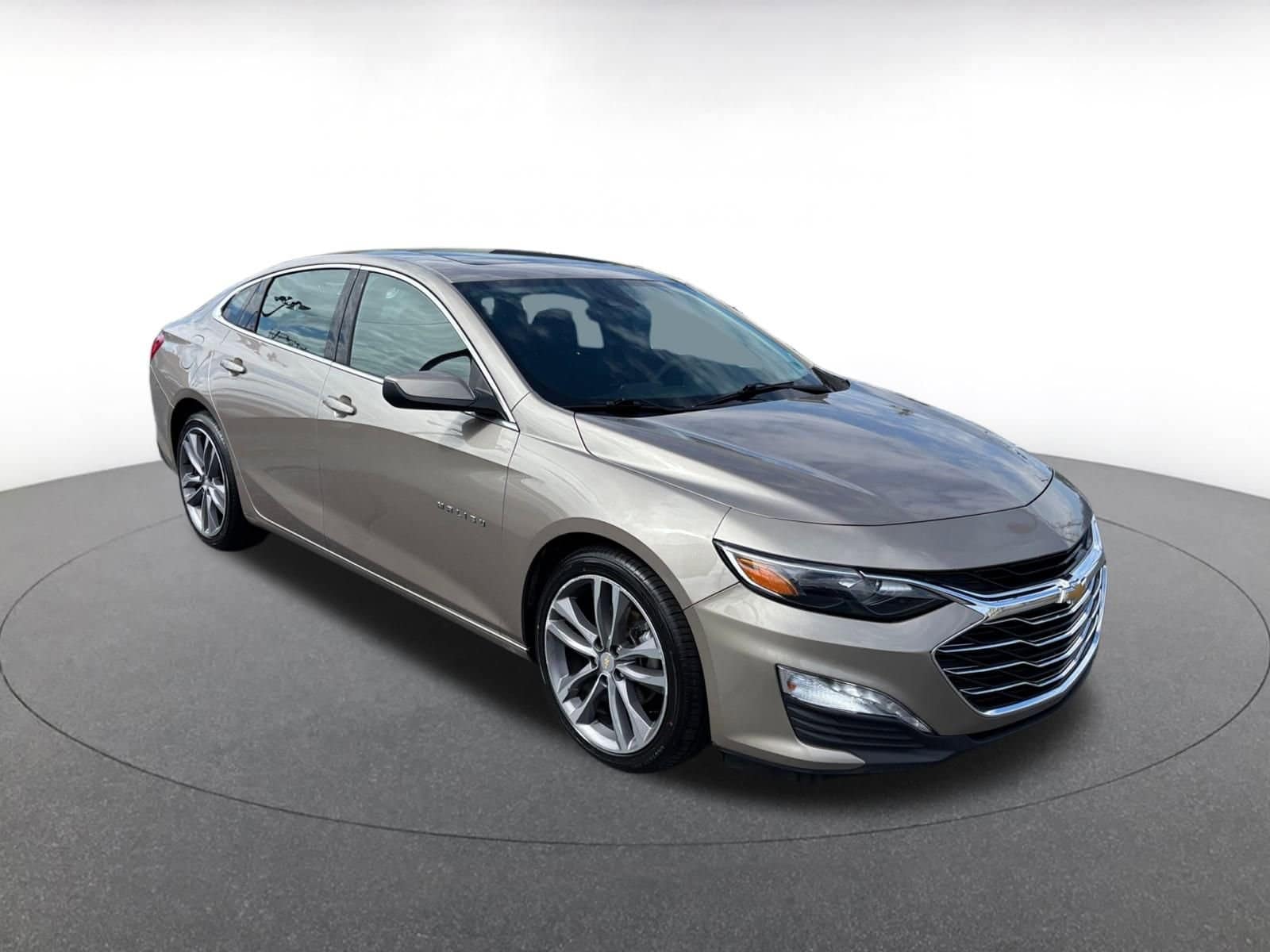 Thumbnail: 2023 Chevrolet Malibu - 1