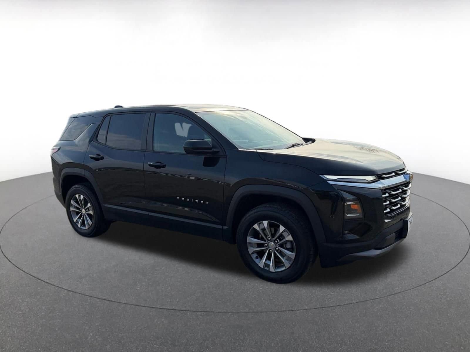 Thumbnail: 2025 Chevrolet Equinox - 1