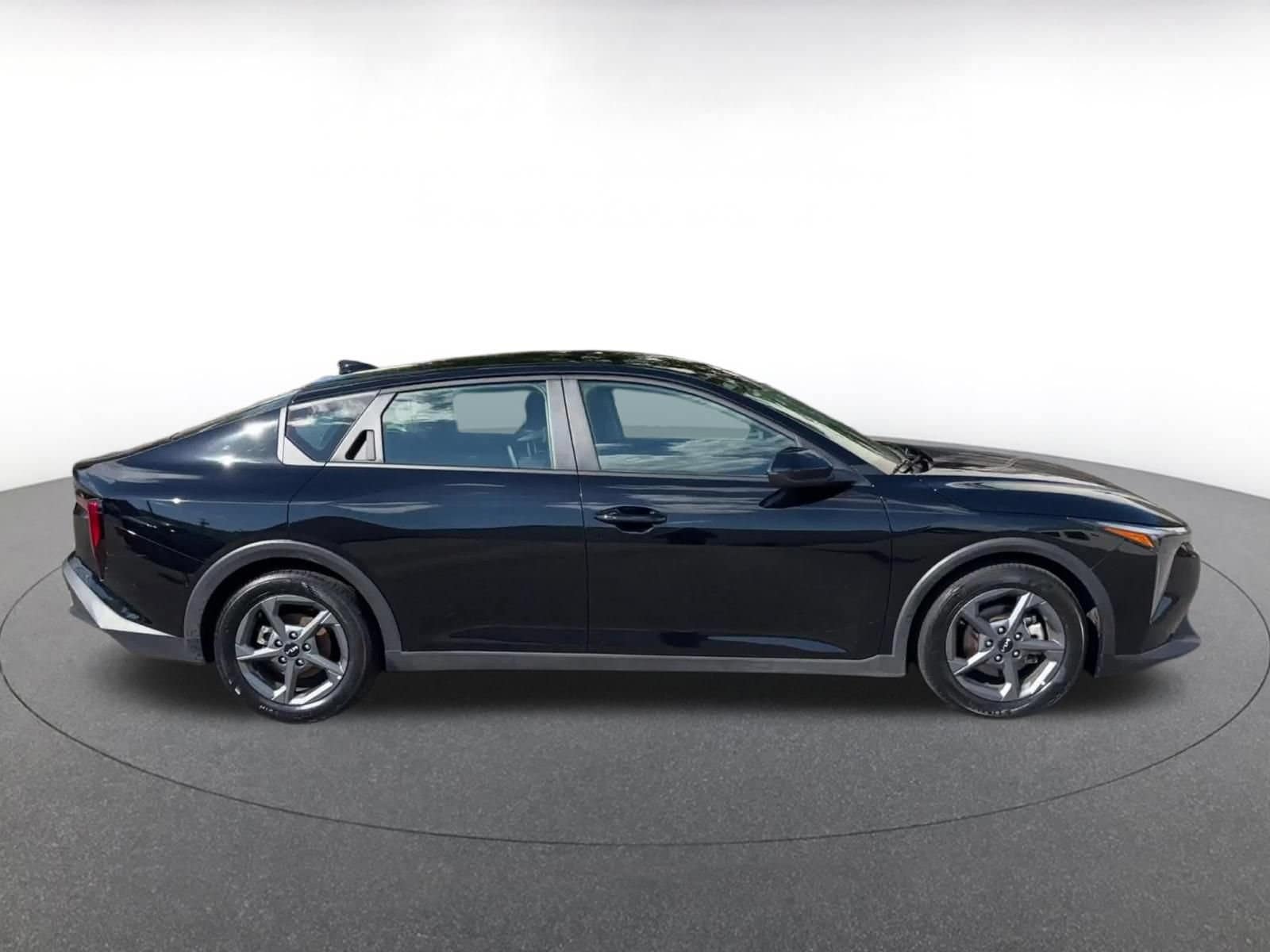 Thumbnail: 2025 Kia K4 - 16