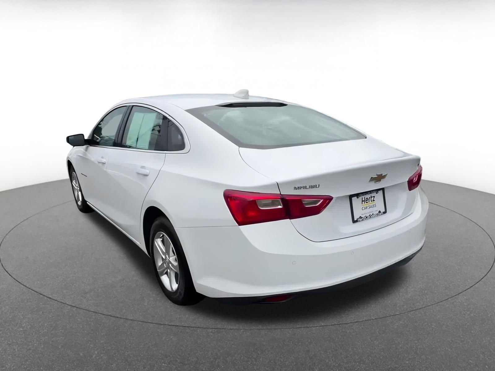 Thumbnail: 2024 Chevrolet Malibu - 11