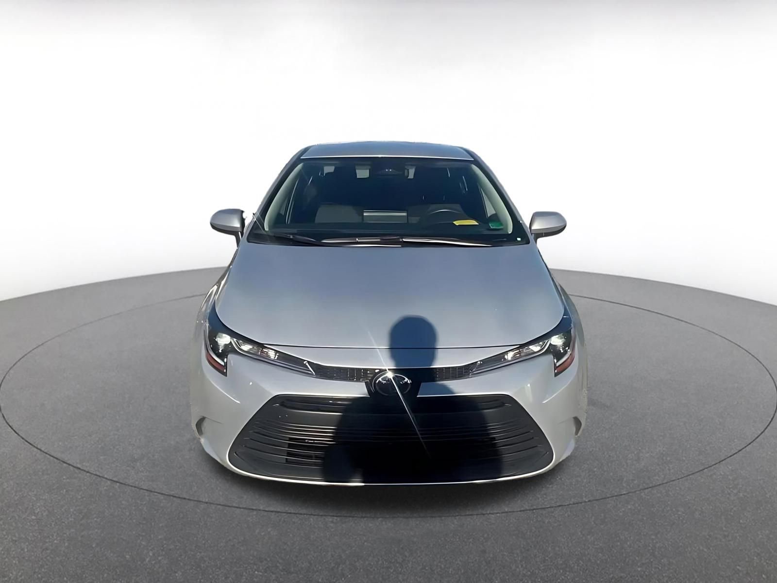 Thumbnail: 2025 Toyota Corolla - 4
