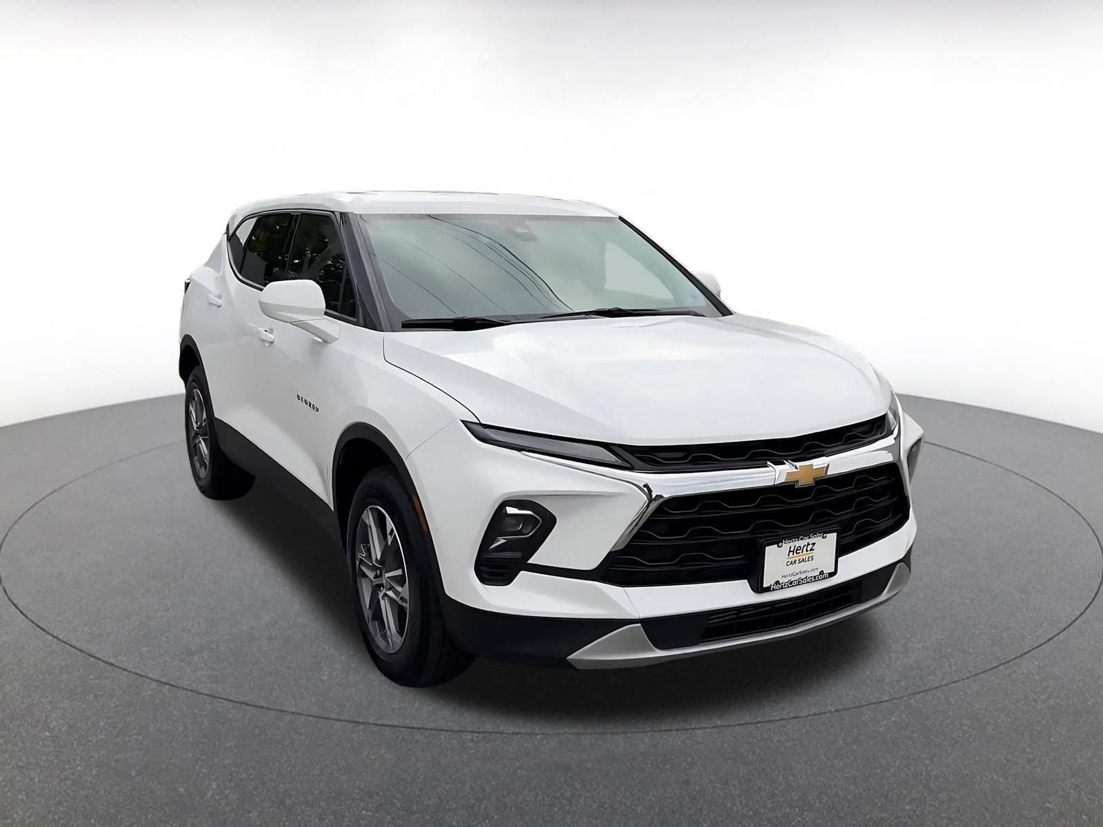 Thumbnail: 2025 Chevrolet Blazer - 3