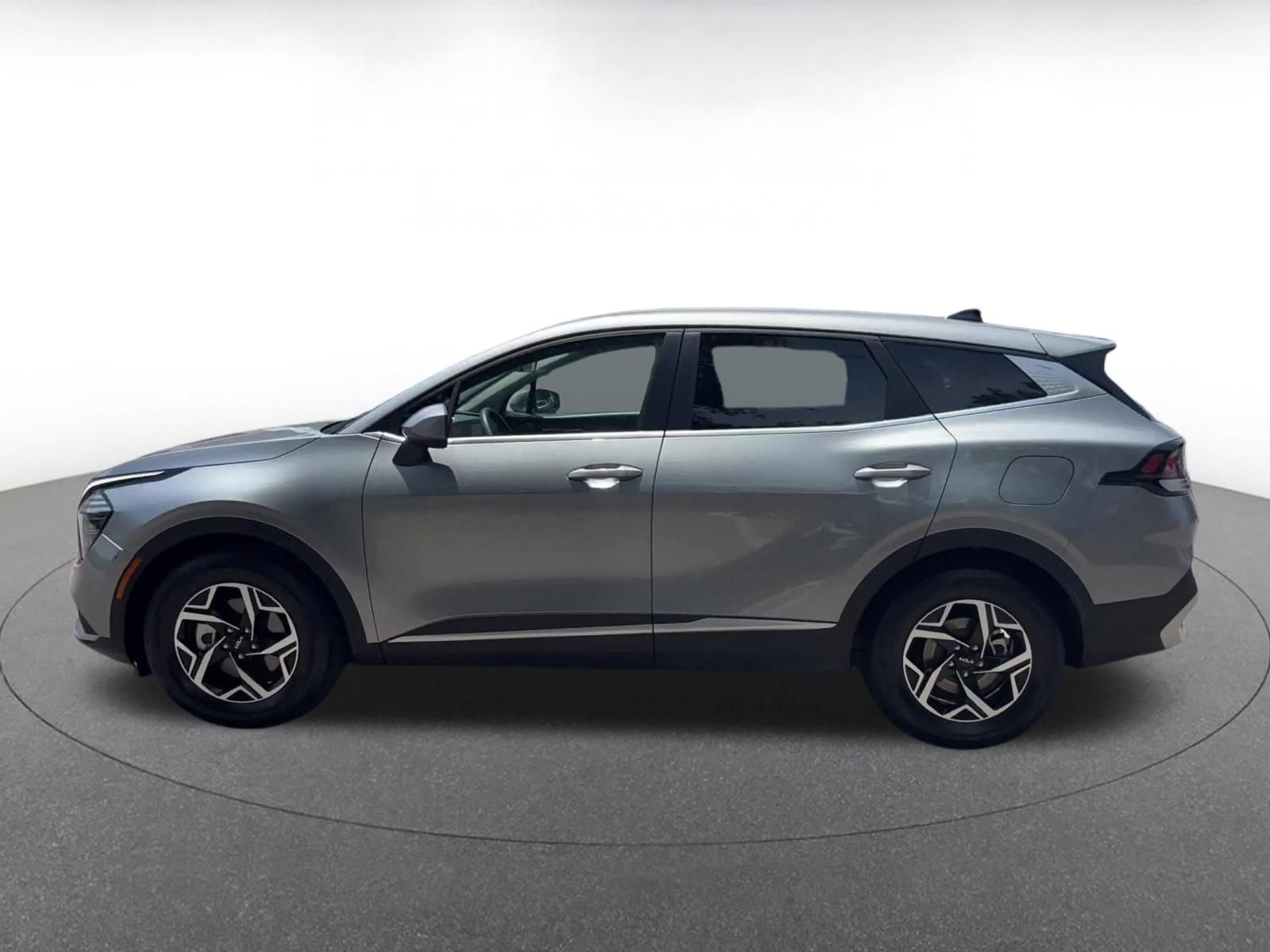Thumbnail: 2025 Kia Sportage - 10