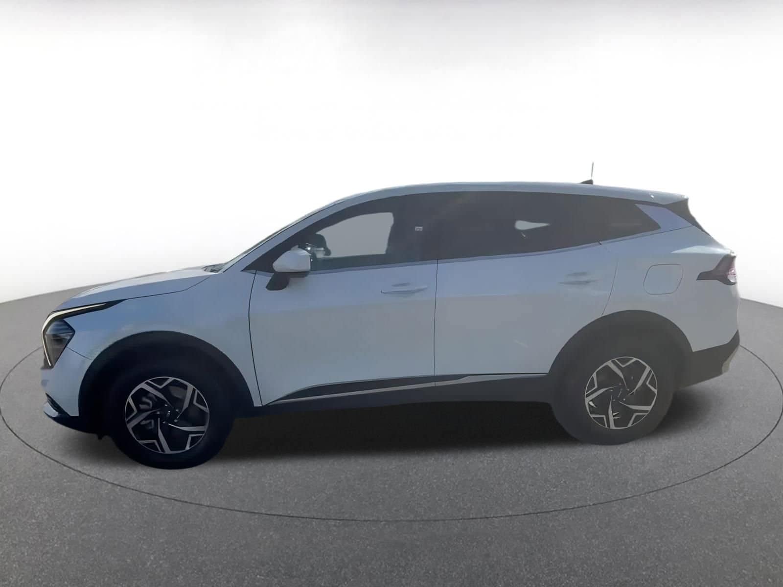 Thumbnail: 2024 Kia Sportage - 9