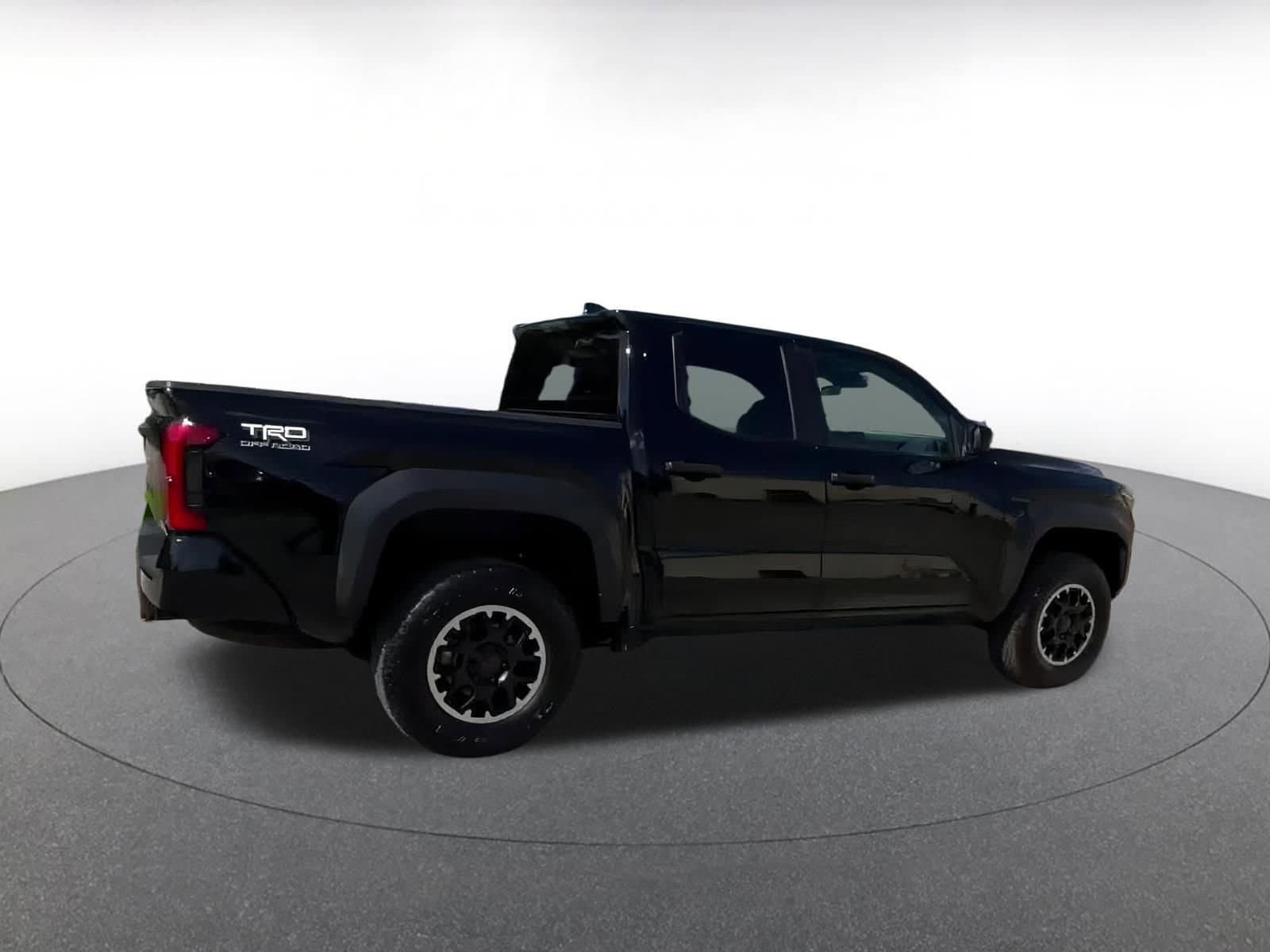 Thumbnail: 2024 Toyota Tacoma - 15