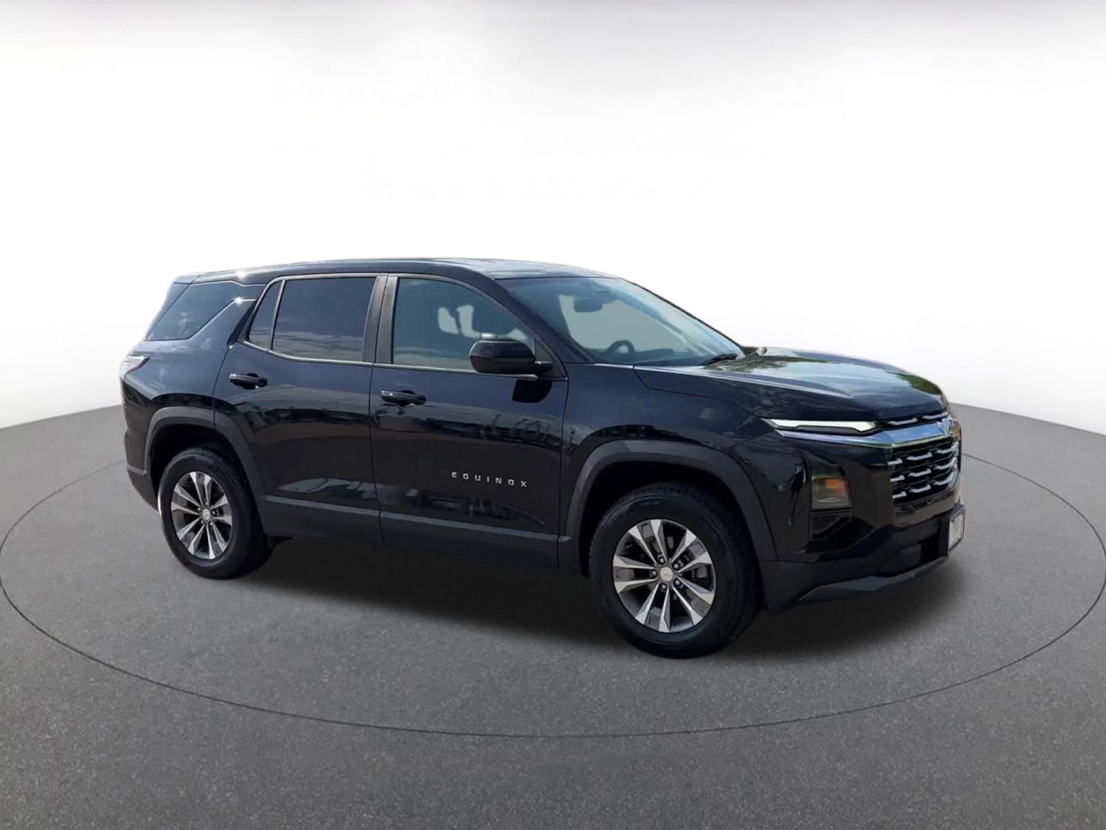 Thumbnail: 2025 Chevrolet Equinox - 2