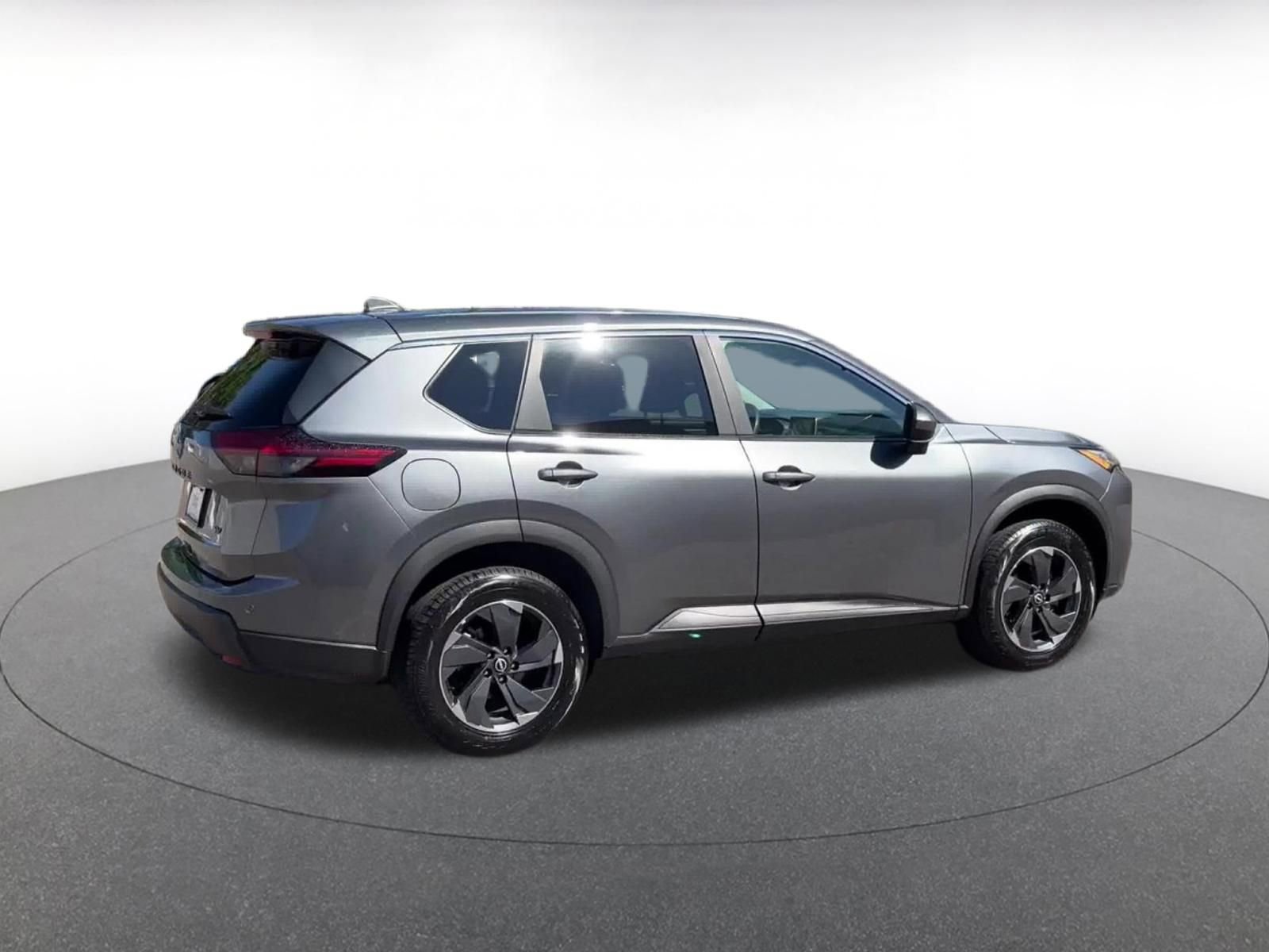 Thumbnail: 2024 Nissan Rogue - 14