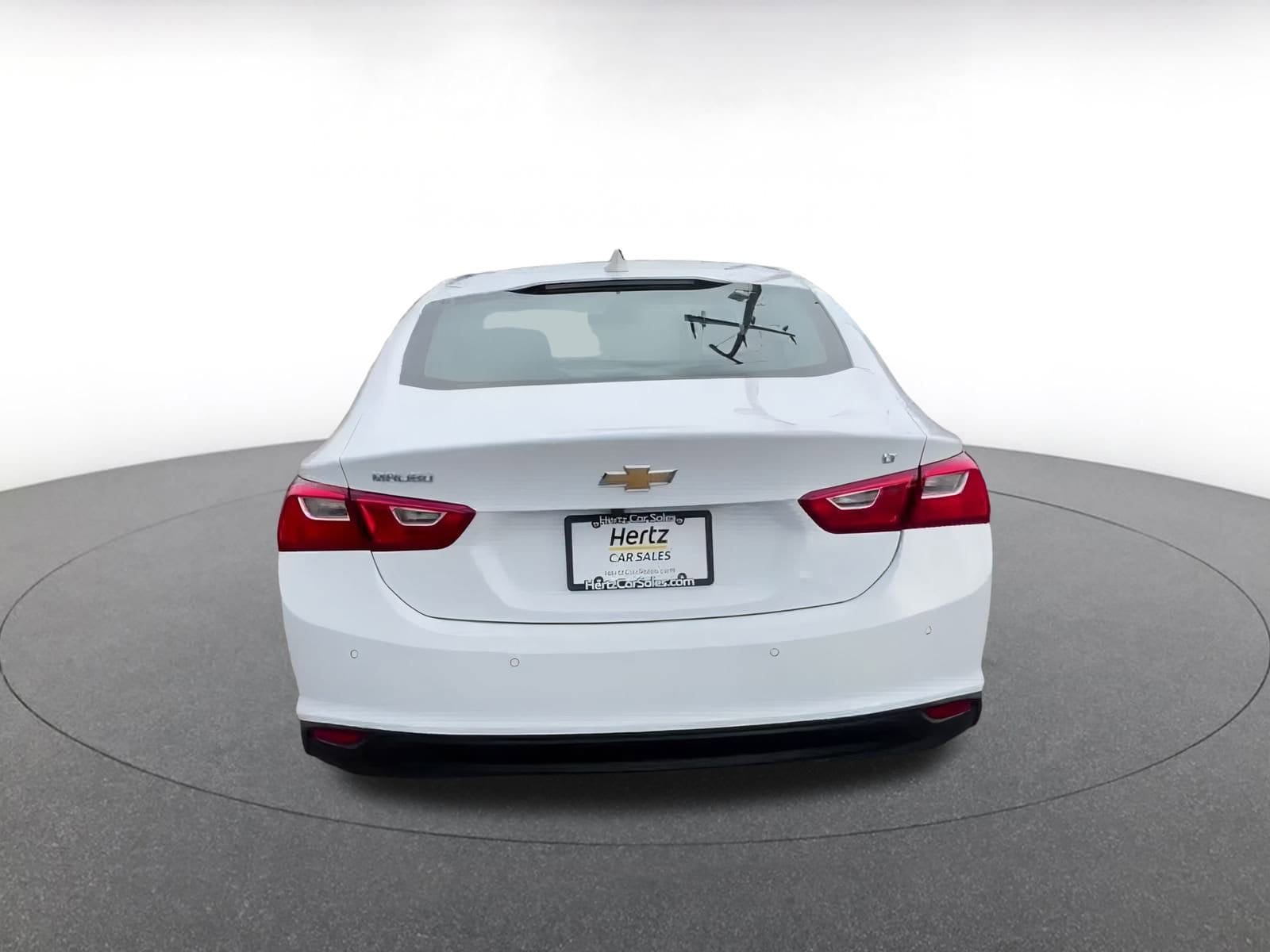 Thumbnail: 2024 Chevrolet Malibu - 12