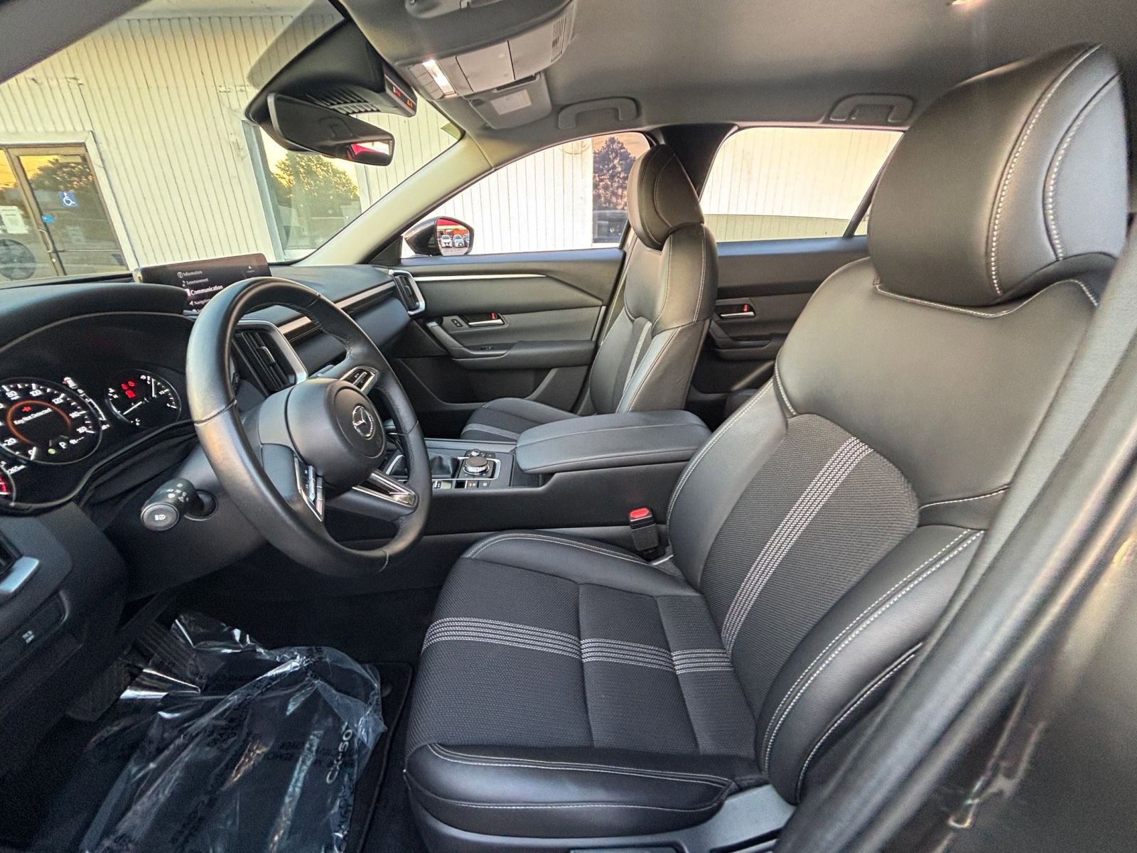 Thumbnail: 2025 Mazda CX-50 - 27