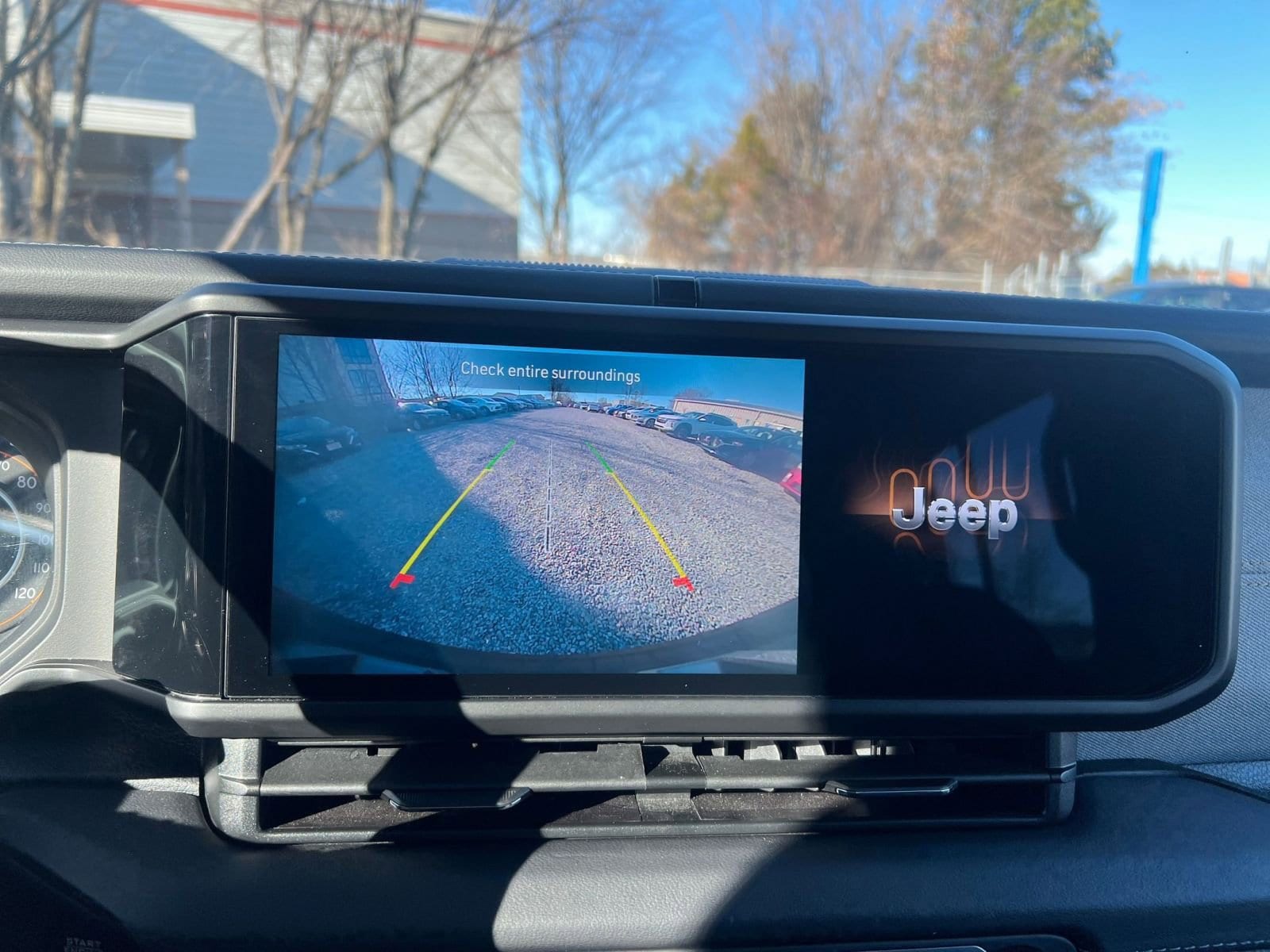 Thumbnail: 2025 Jeep Wrangler - 17