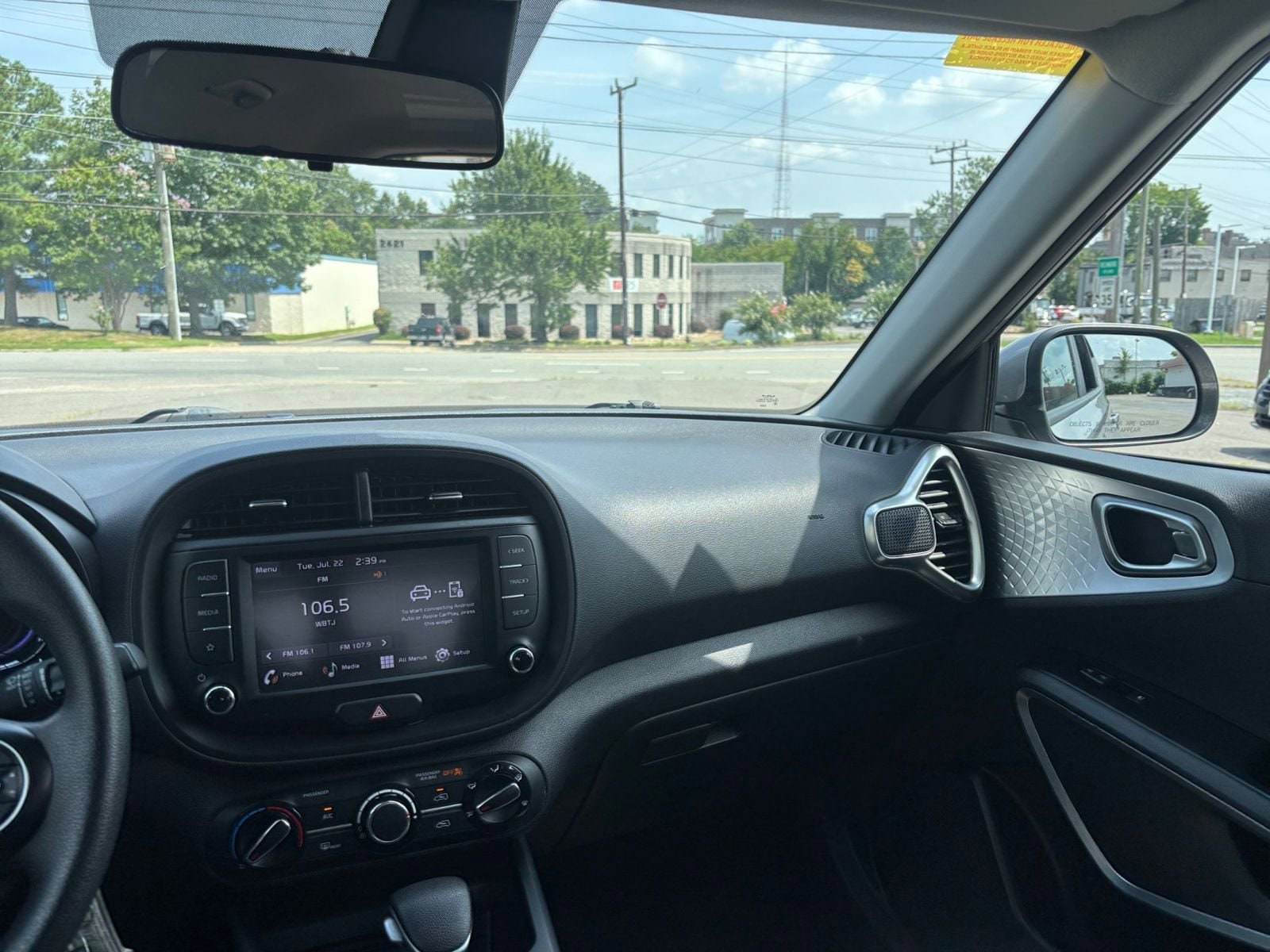 Thumbnail: 2023 Kia Soul - 33
