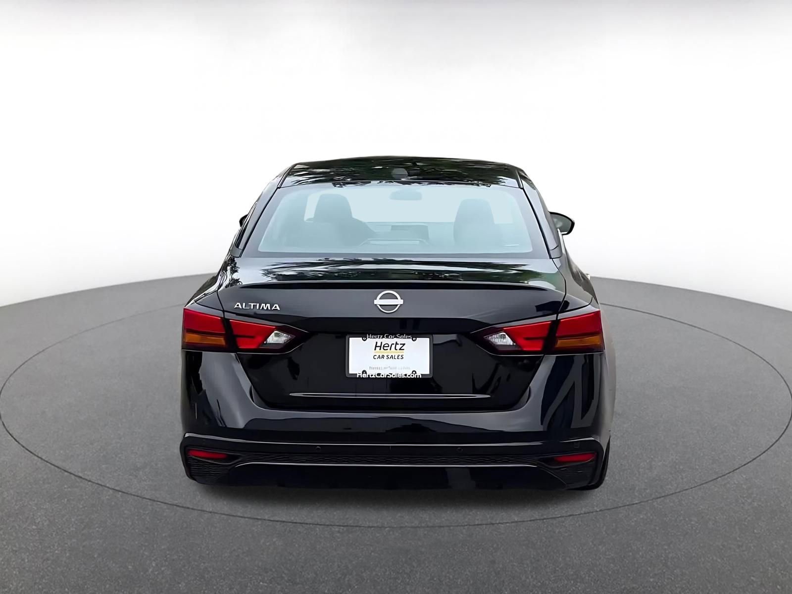 Thumbnail: 2025 Nissan Altima - 12