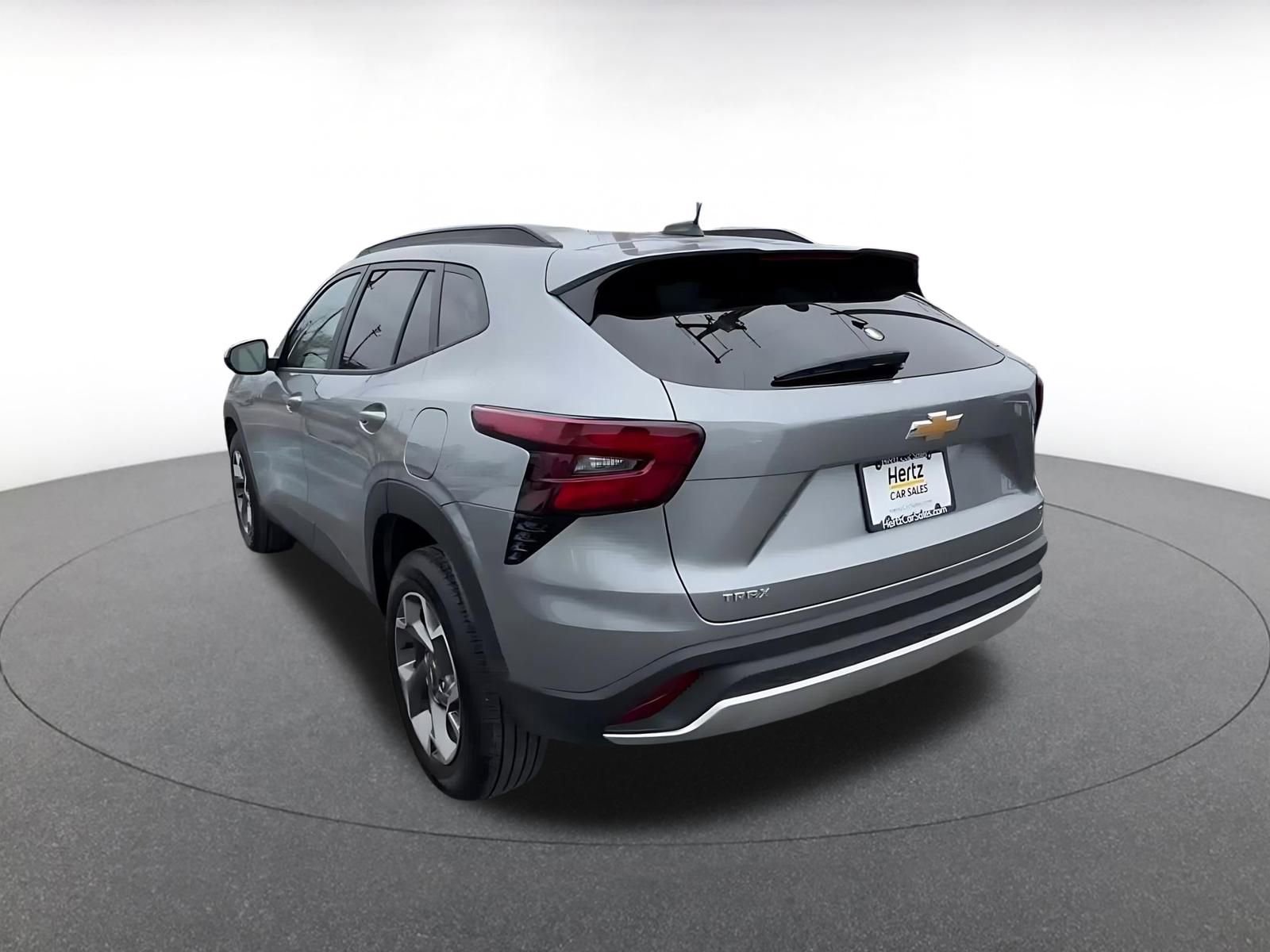 Thumbnail: 2025 Chevrolet Trax - 11