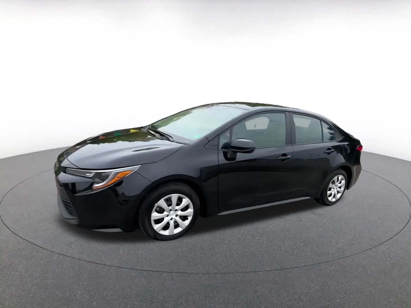 Thumbnail: 2024 Toyota Corolla - 9
