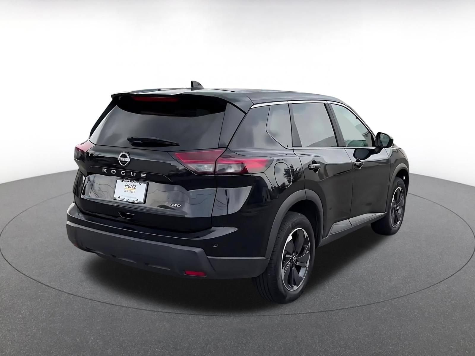 Thumbnail: 2025 Nissan Rogue - 15