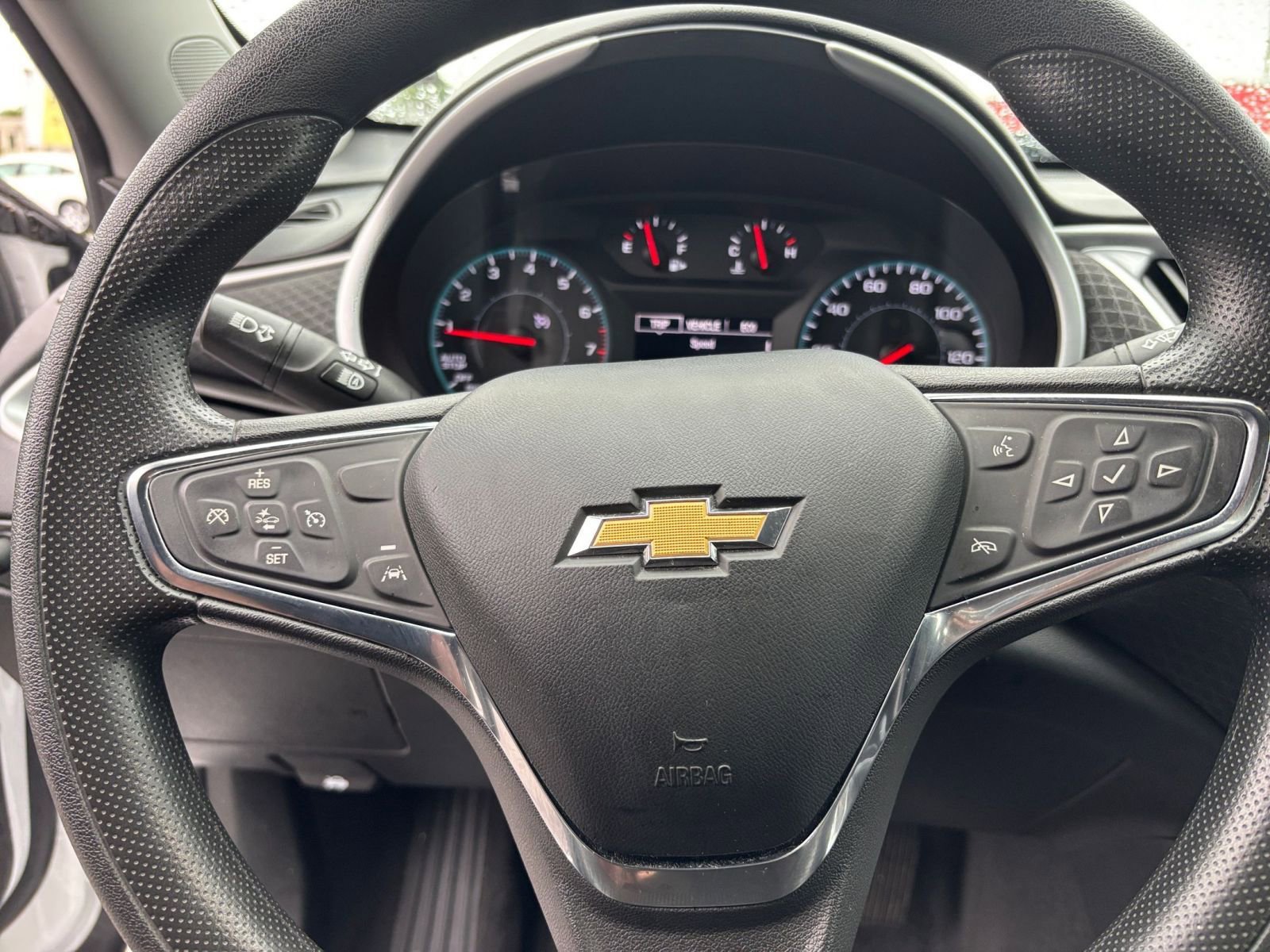 Thumbnail: 2023 Chevrolet Malibu - 28