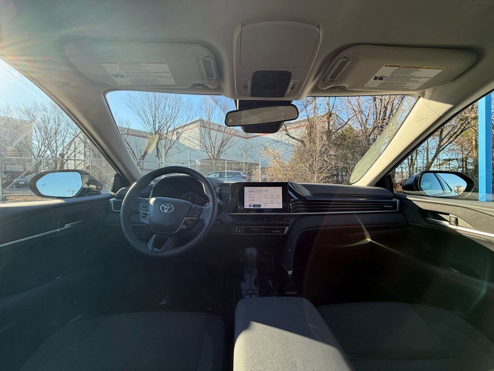 Thumbnail: 2025 Toyota Camry - 32