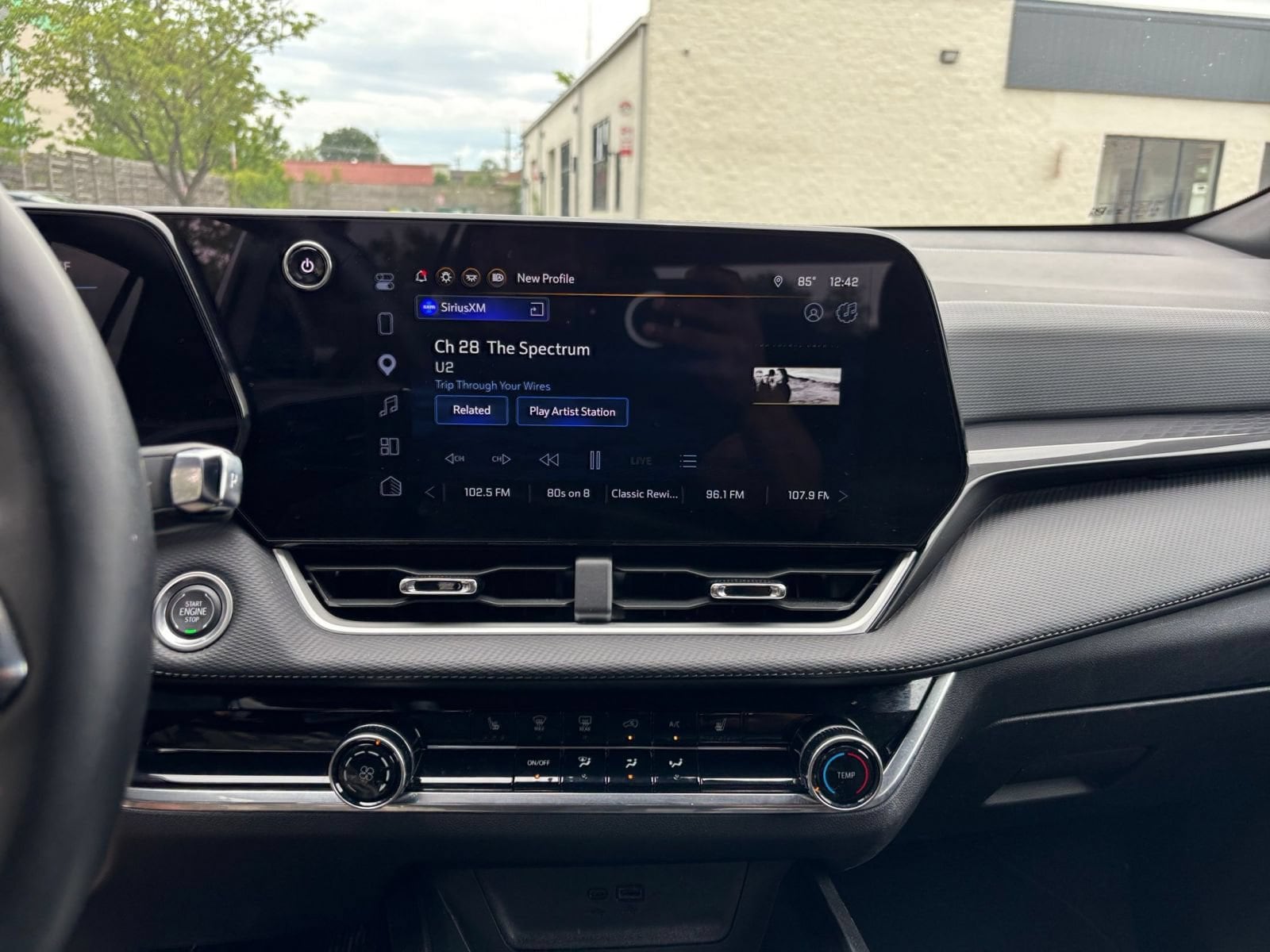Thumbnail: 2025 Chevrolet Equinox - 14