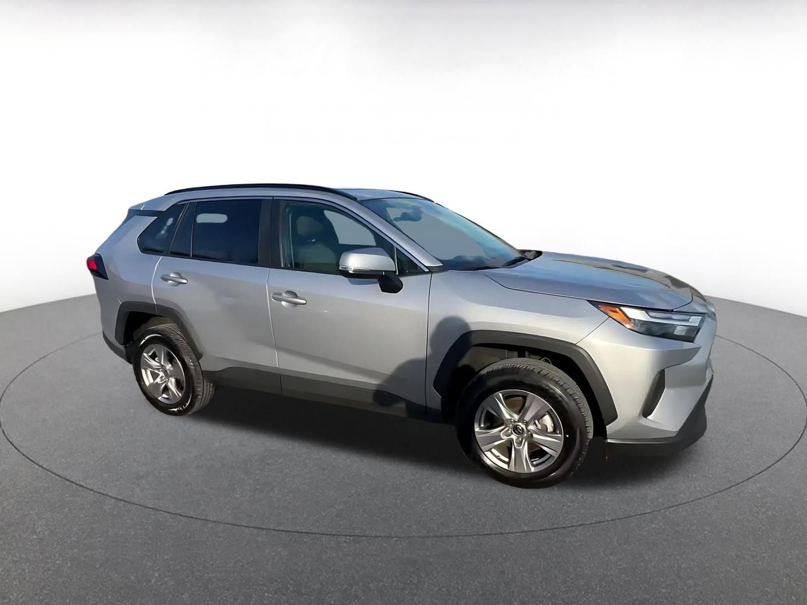 Thumbnail: 2025 Toyota RAV4 - 2