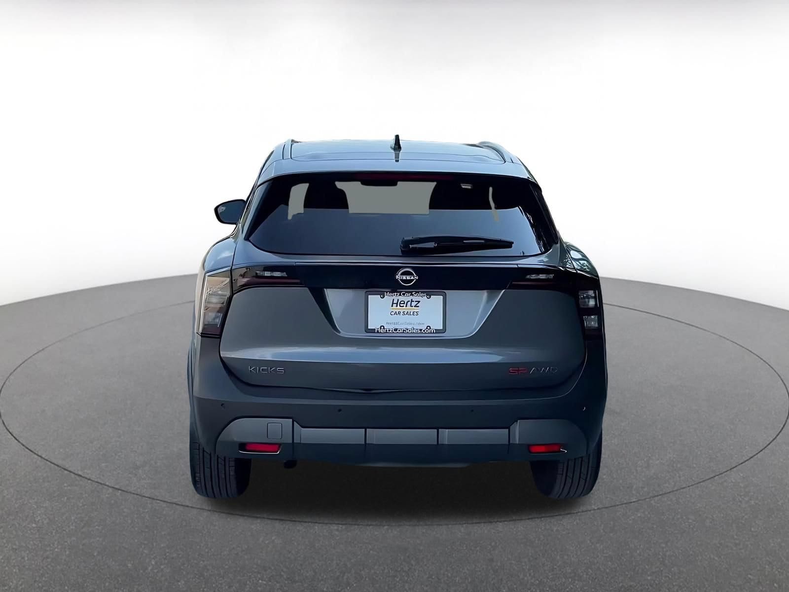 Thumbnail: 2026 Nissan Kicks - 12
