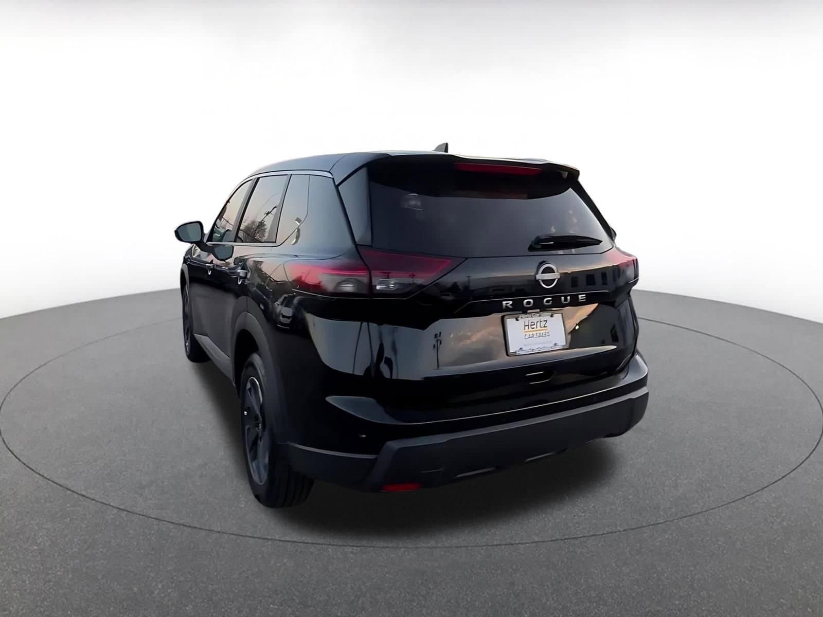 Thumbnail: 2025 Nissan Rogue - 11