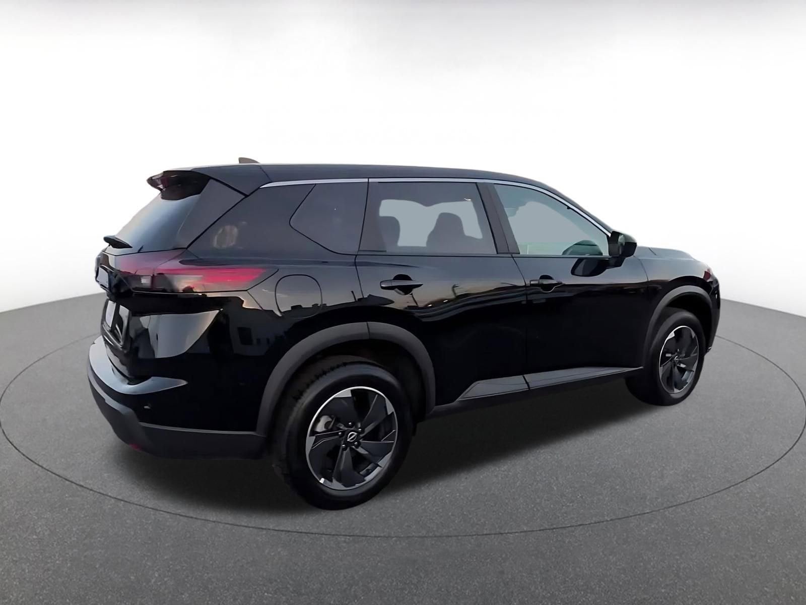 Thumbnail: 2025 Nissan Rogue - 15