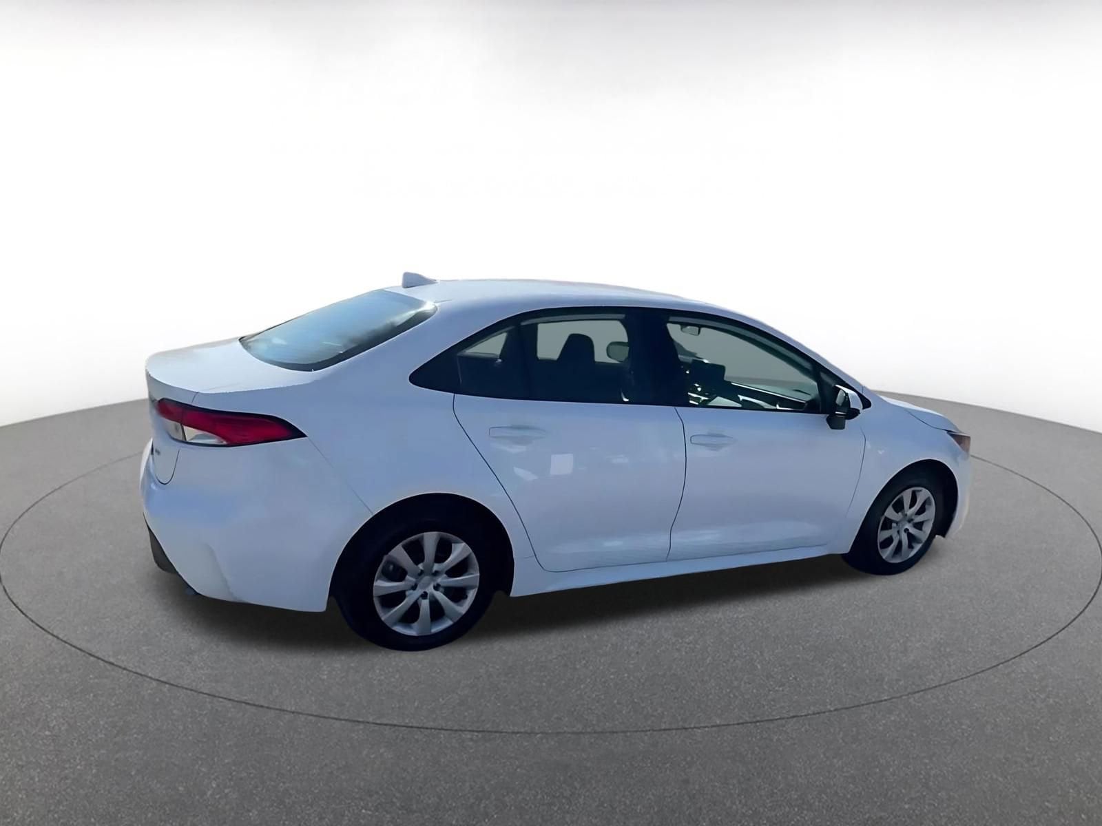 Thumbnail: 2025 Toyota Corolla - 12