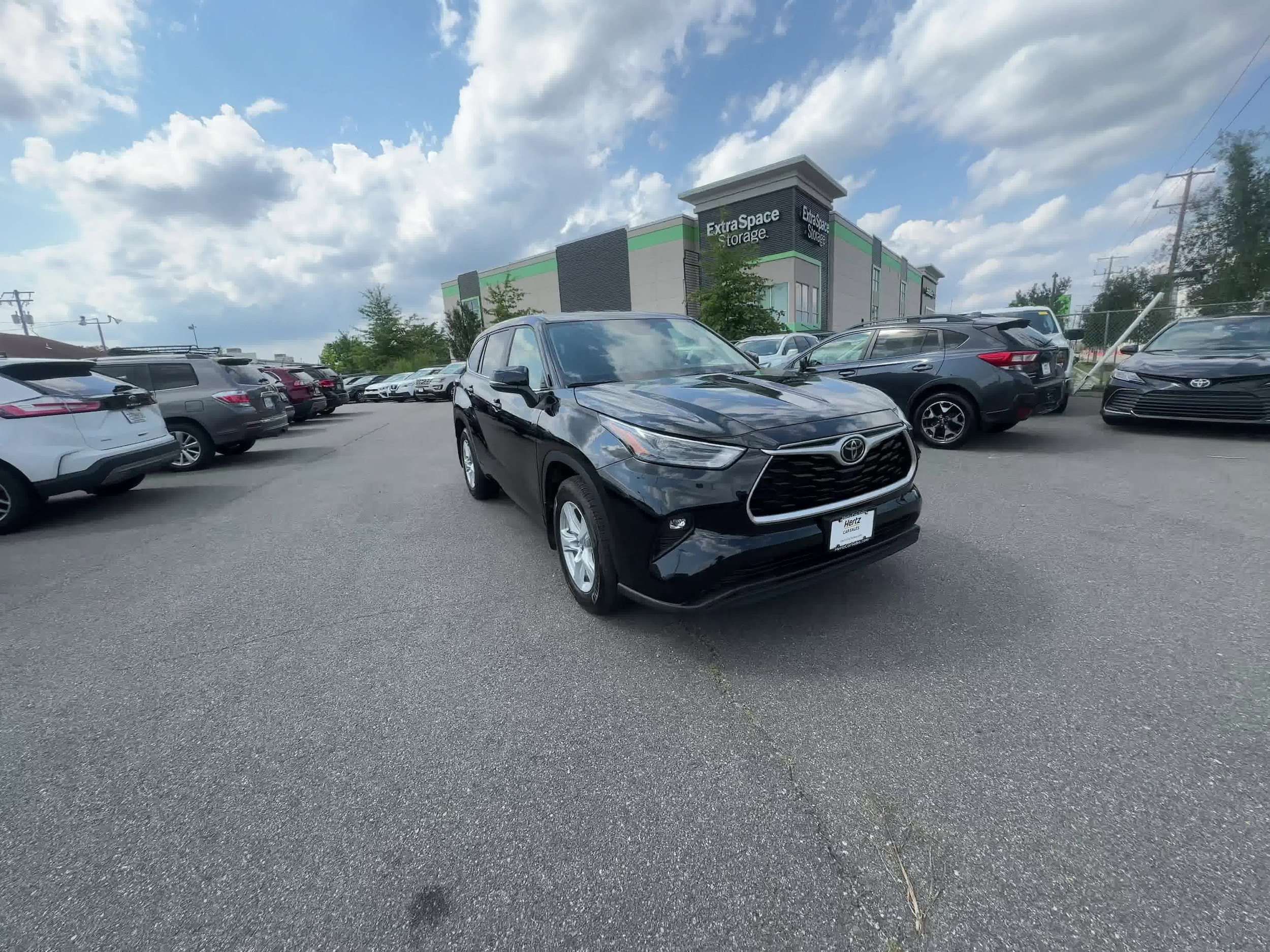 2023 Toyota Highlander LE 3