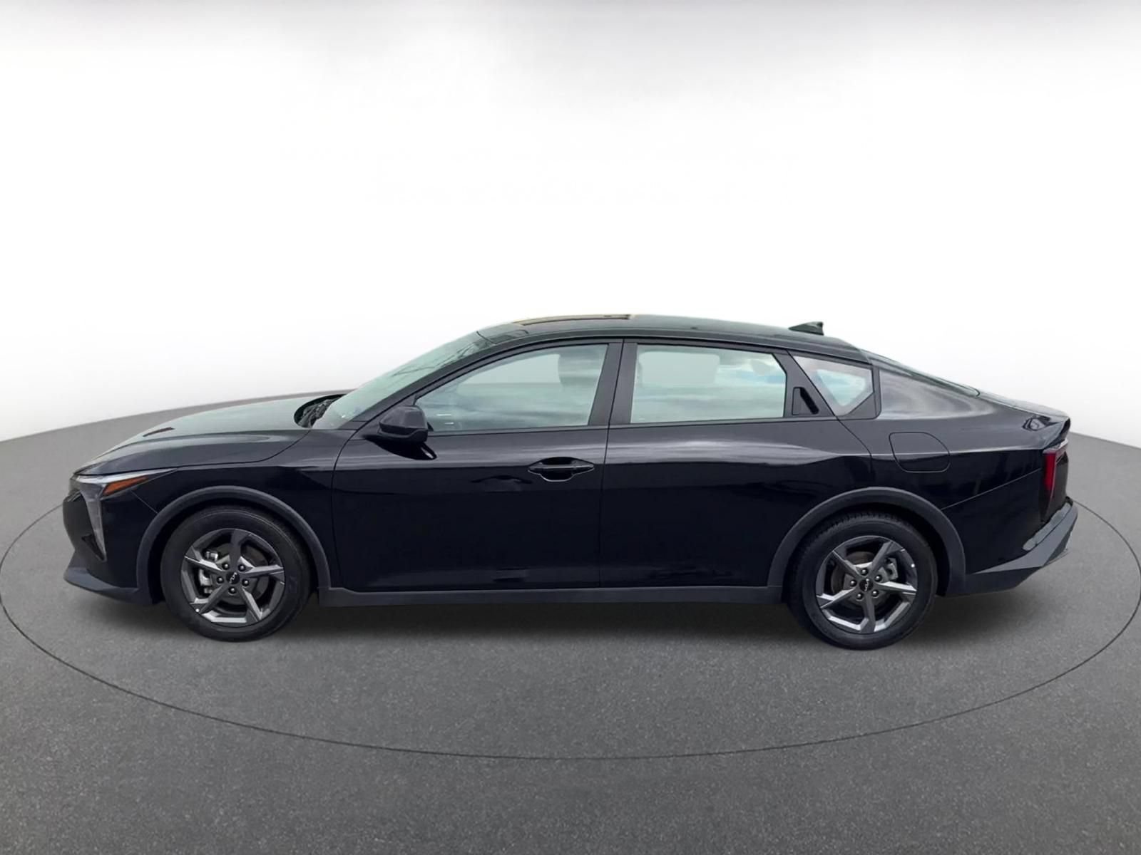 Thumbnail: 2025 Kia K4 - 9