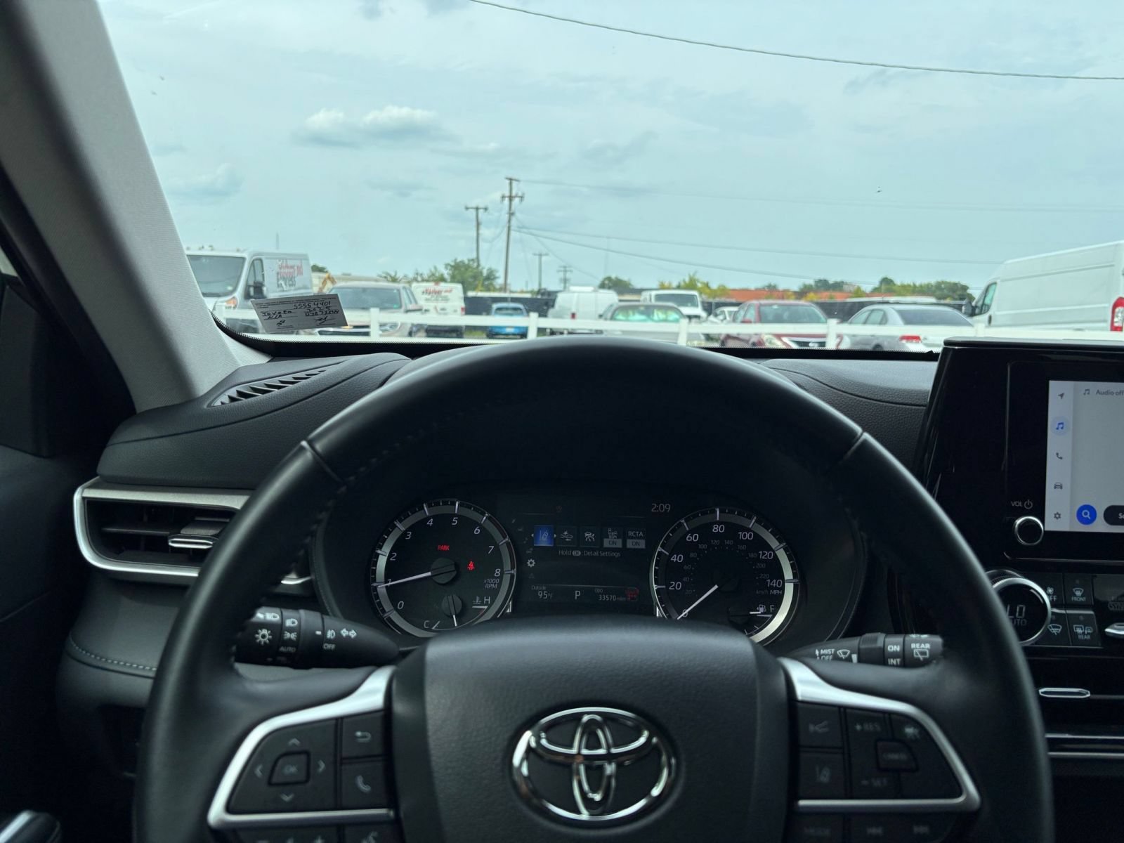 Thumbnail: 2025 Toyota Highlander - 35