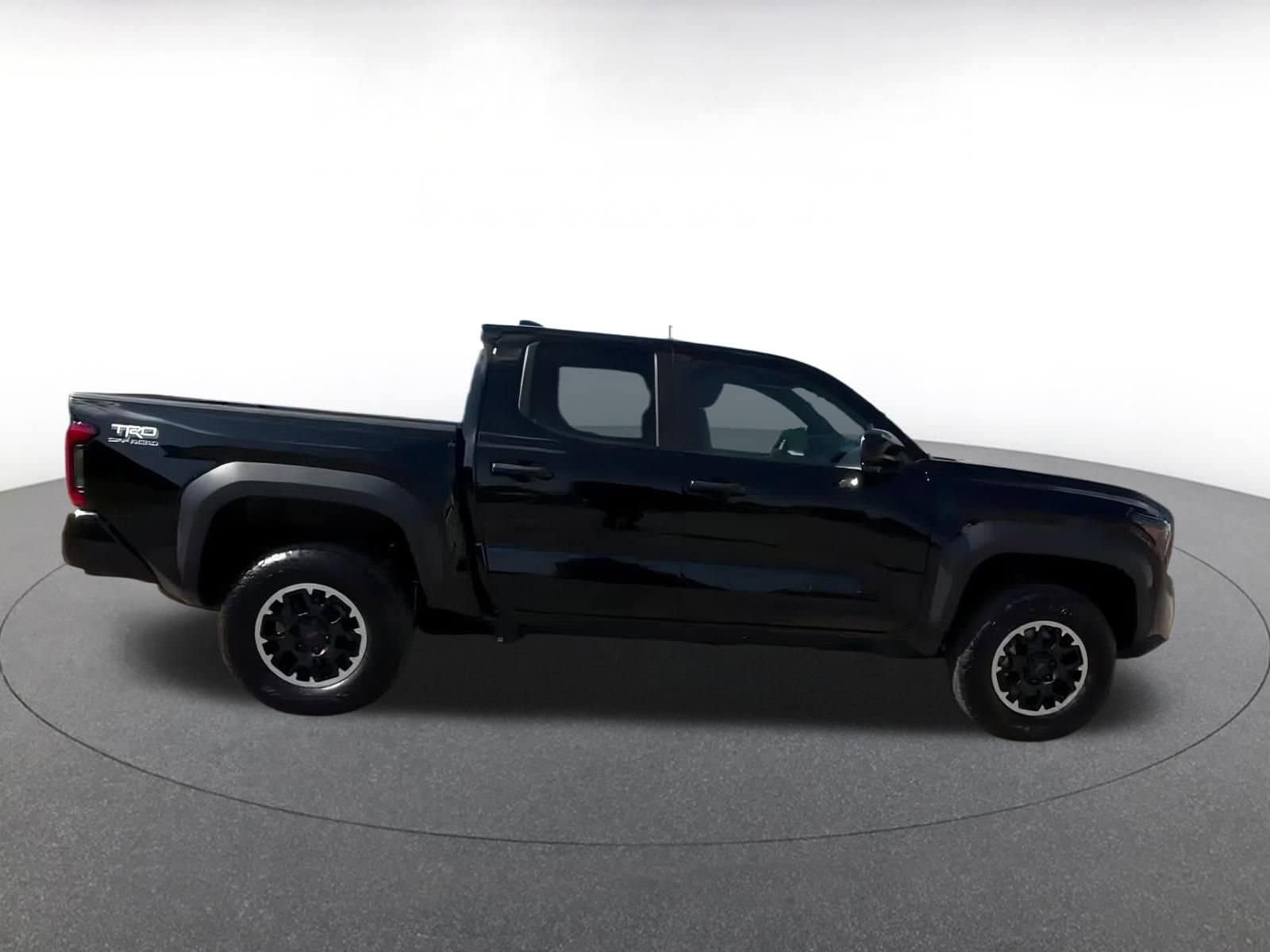 Thumbnail: 2024 Toyota Tacoma - 16
