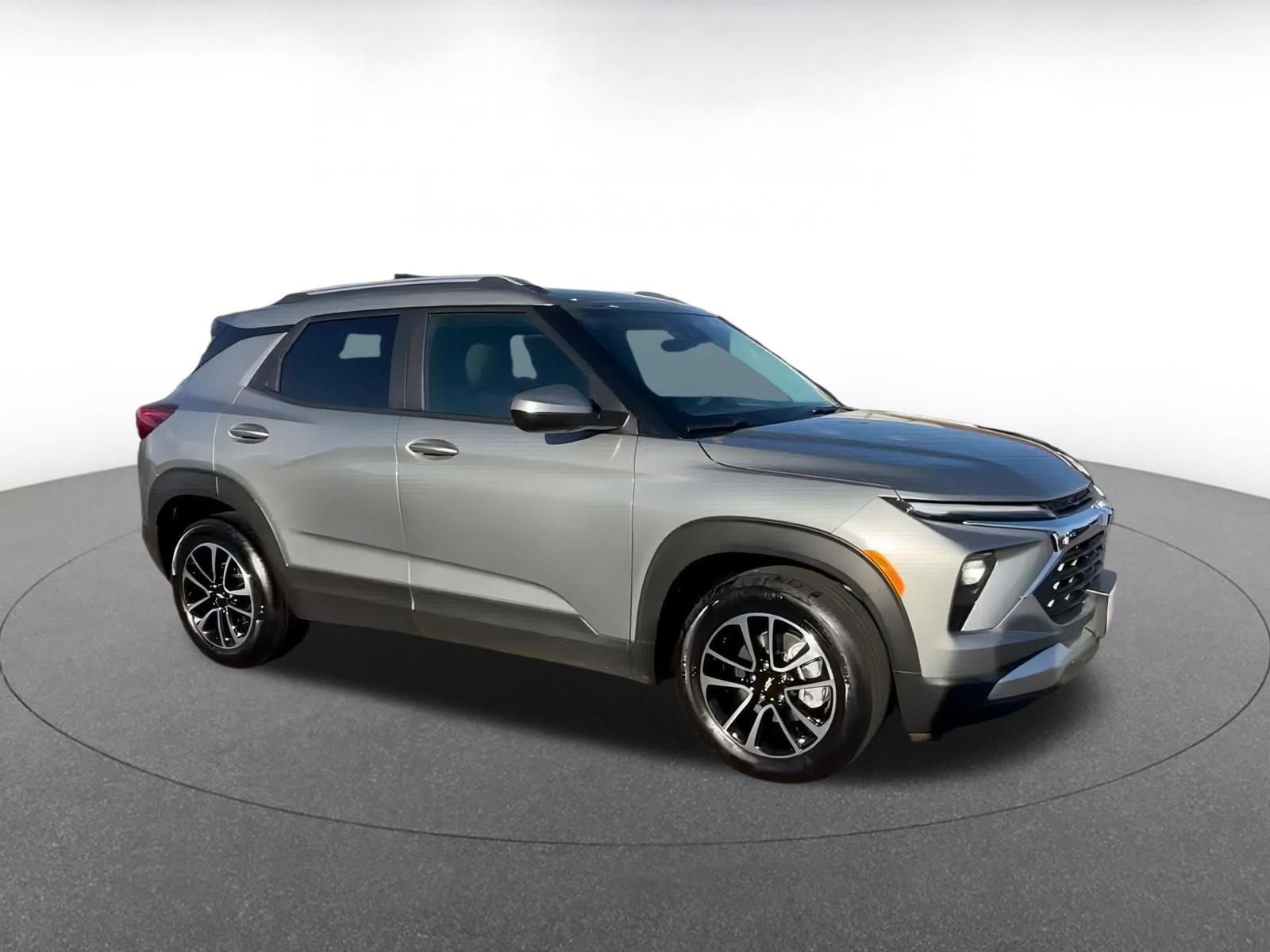 Thumbnail: 2025 Chevrolet TrailBlazer - 2