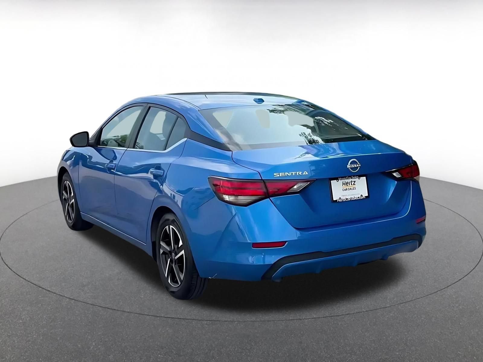 Thumbnail: 2025 Nissan Sentra - 10