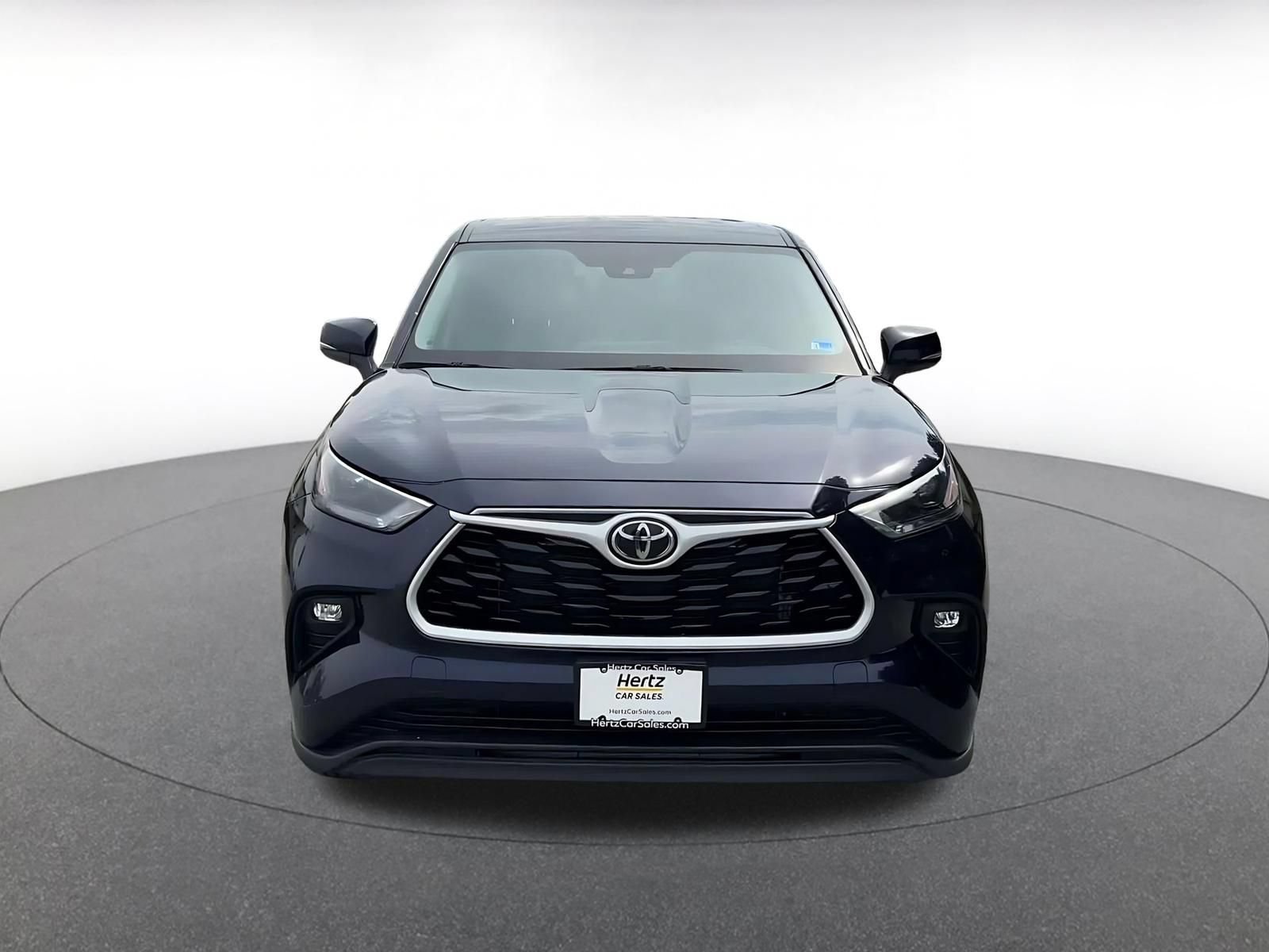 Thumbnail: 2025 Toyota Highlander - 4