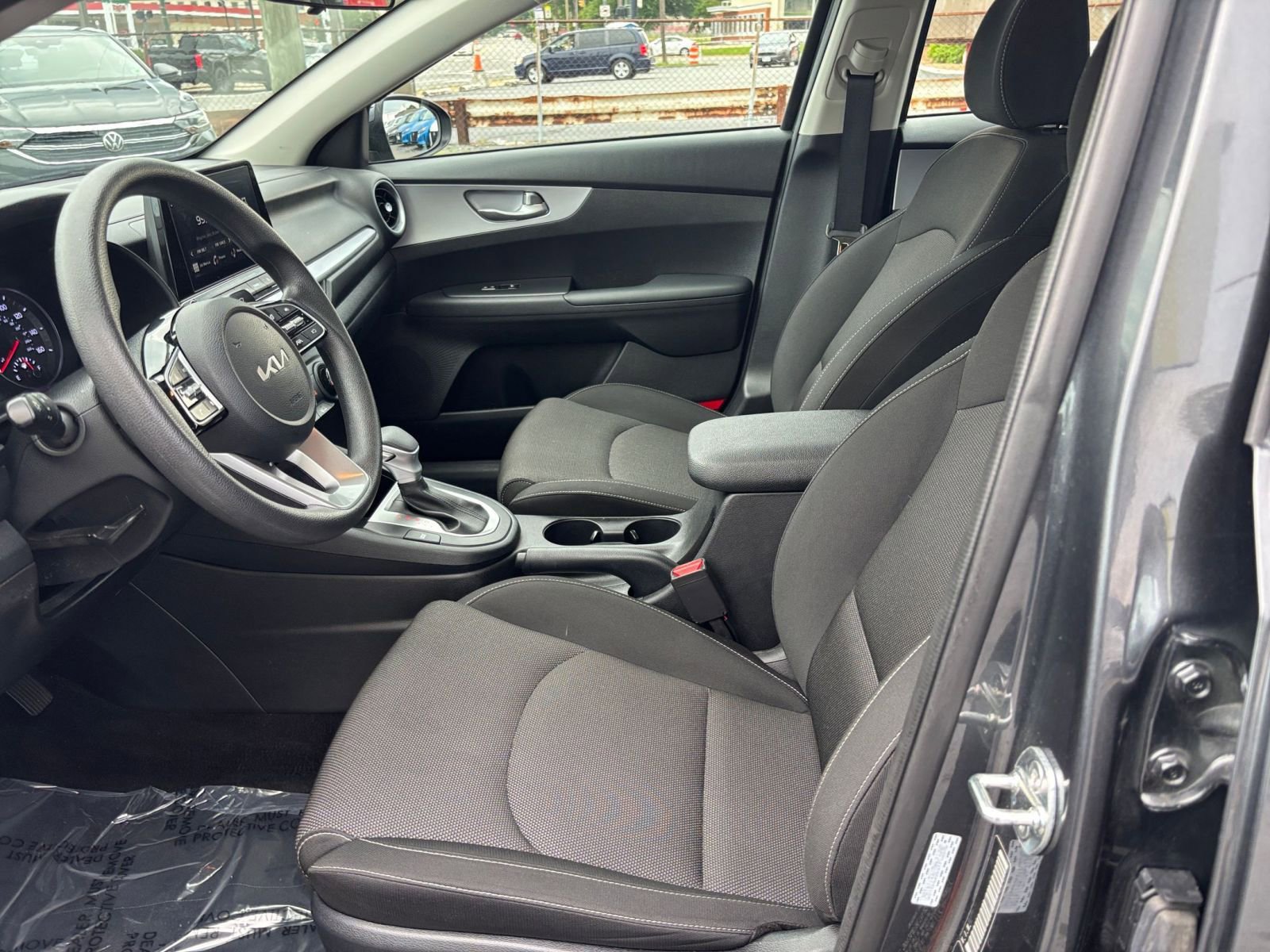 2024 Kia Forte LXS 25
